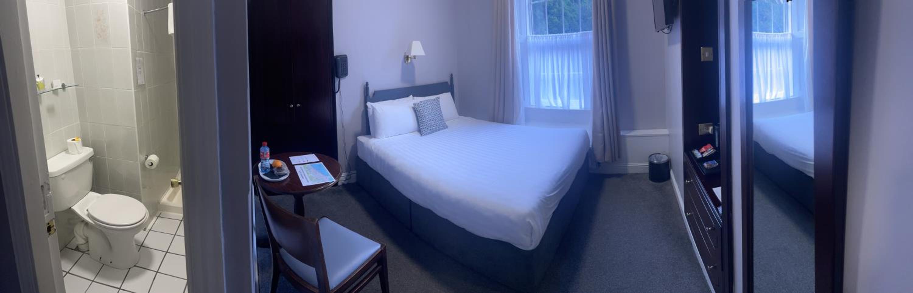 Small Double Room - Photo 2