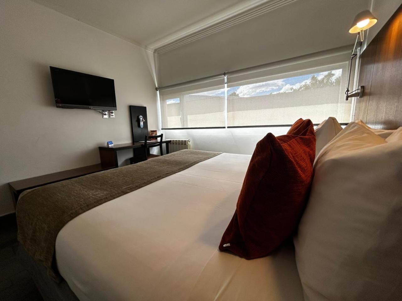 Standard Double Room photo 3
