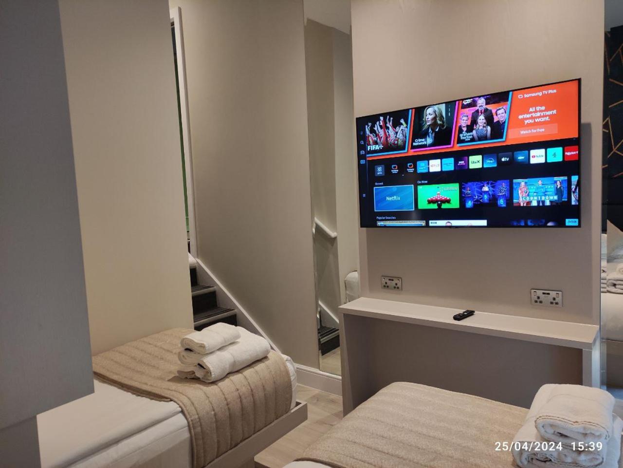 Family 2-Bedrooms (No A/C, Fans) photo 2