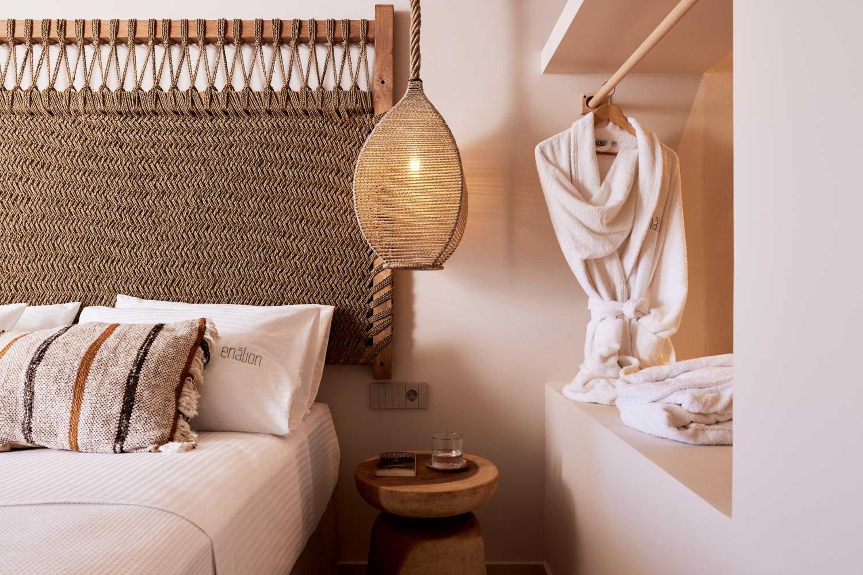 Deluxe Suite with Sea View