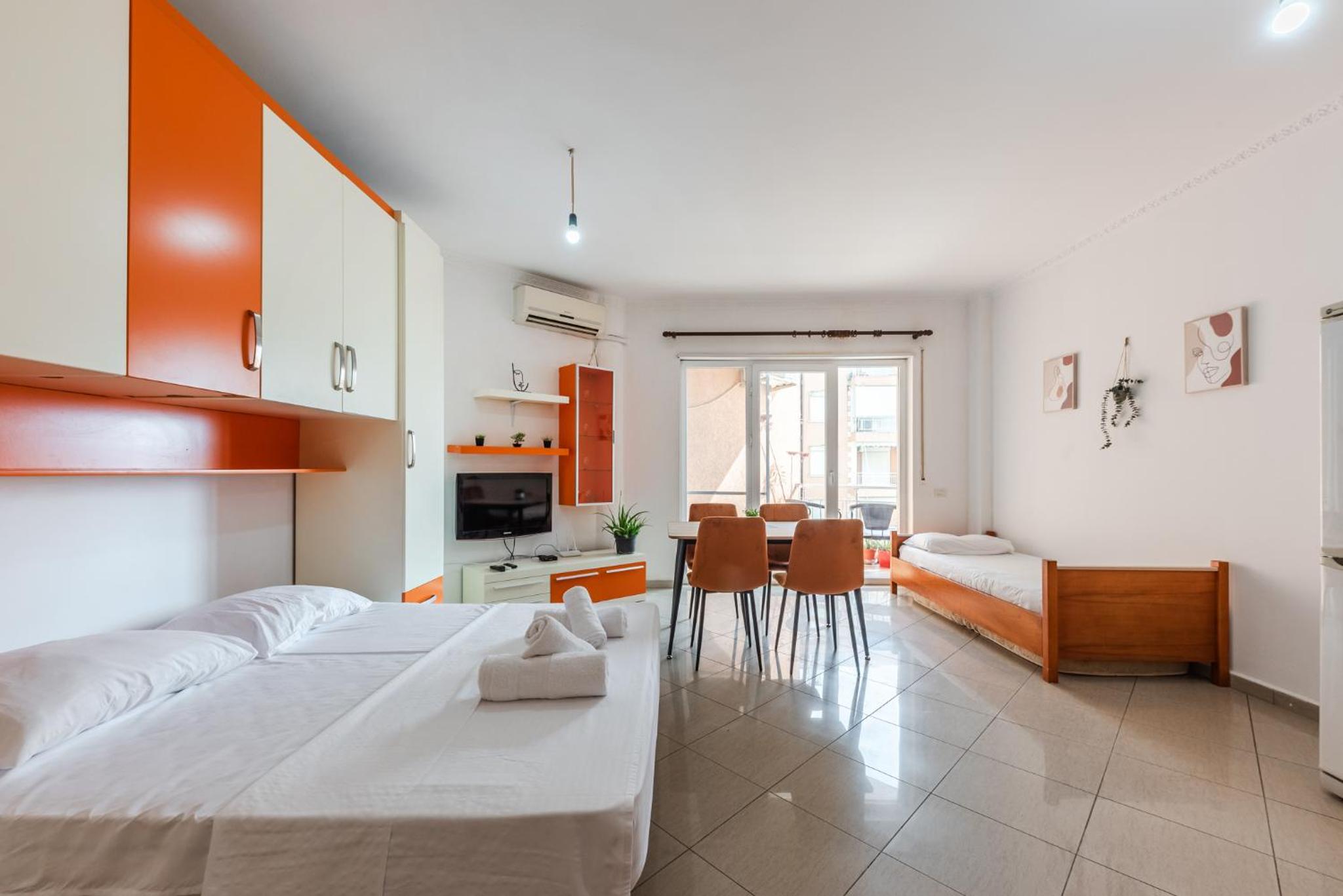 One-Bedroom Apartment