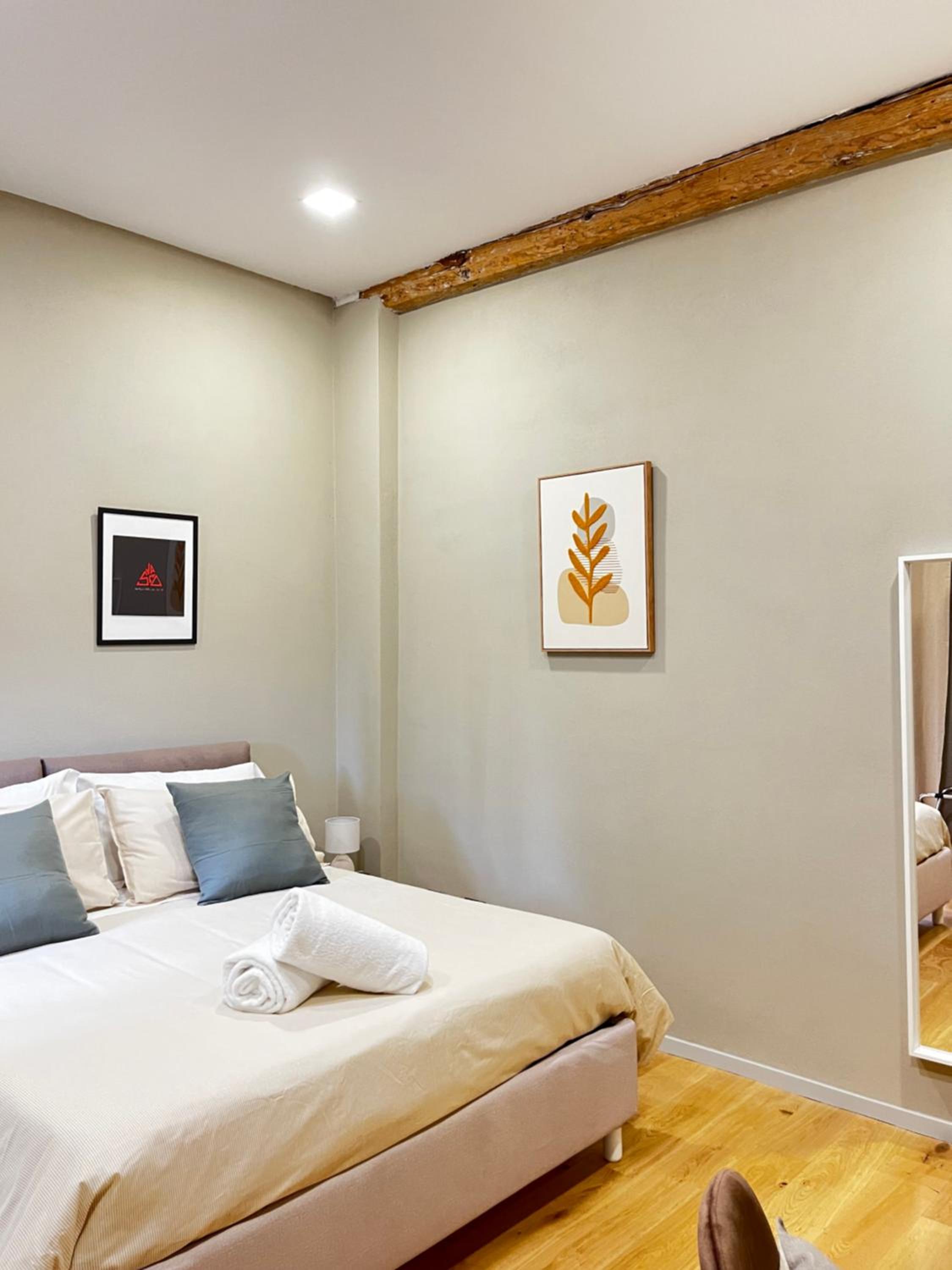 Double Room with Private External Bathroom