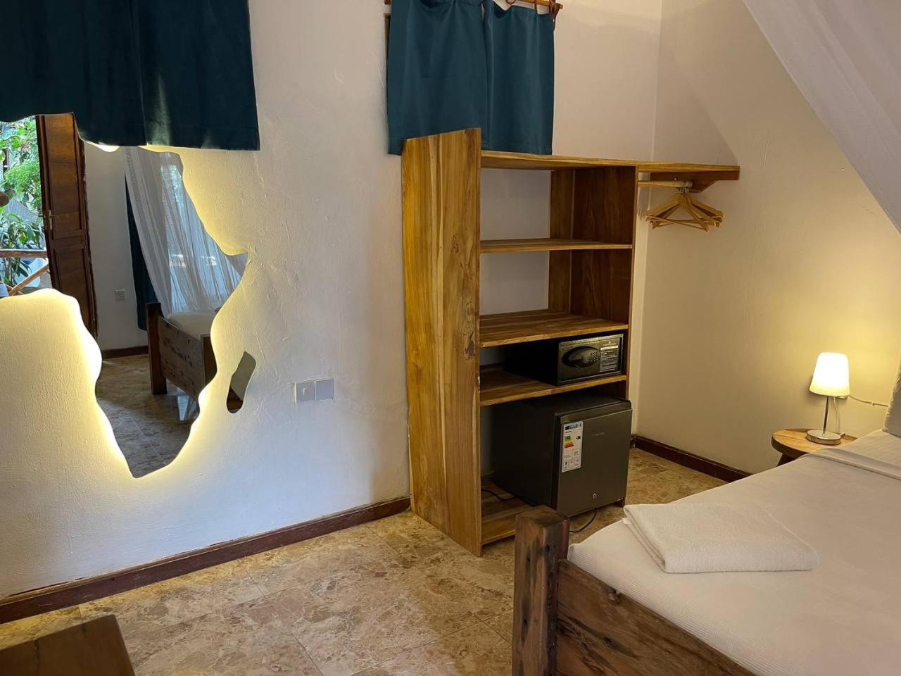 Deluxe Double Room - Photo 25