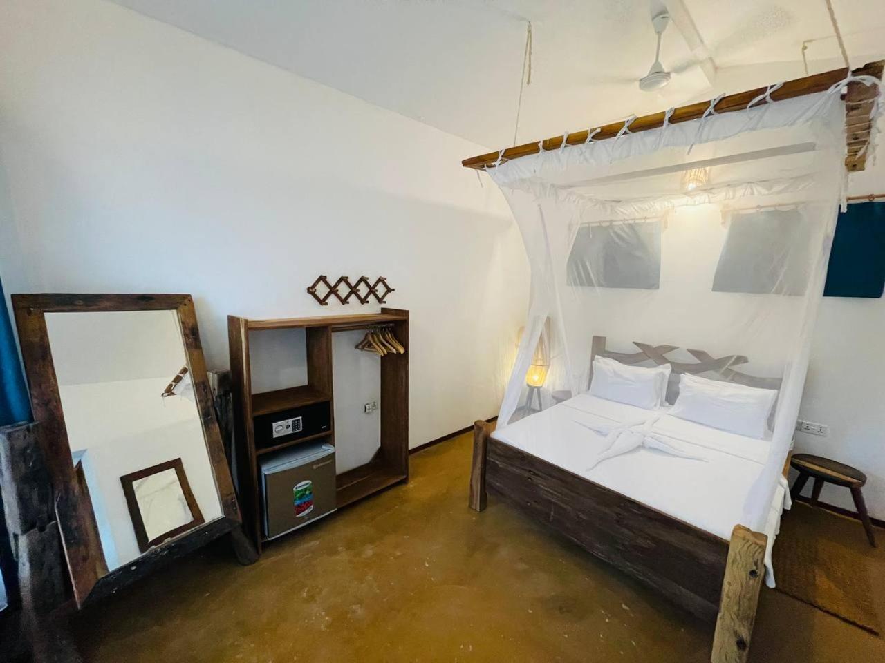 Deluxe Double Room - Photo 24
