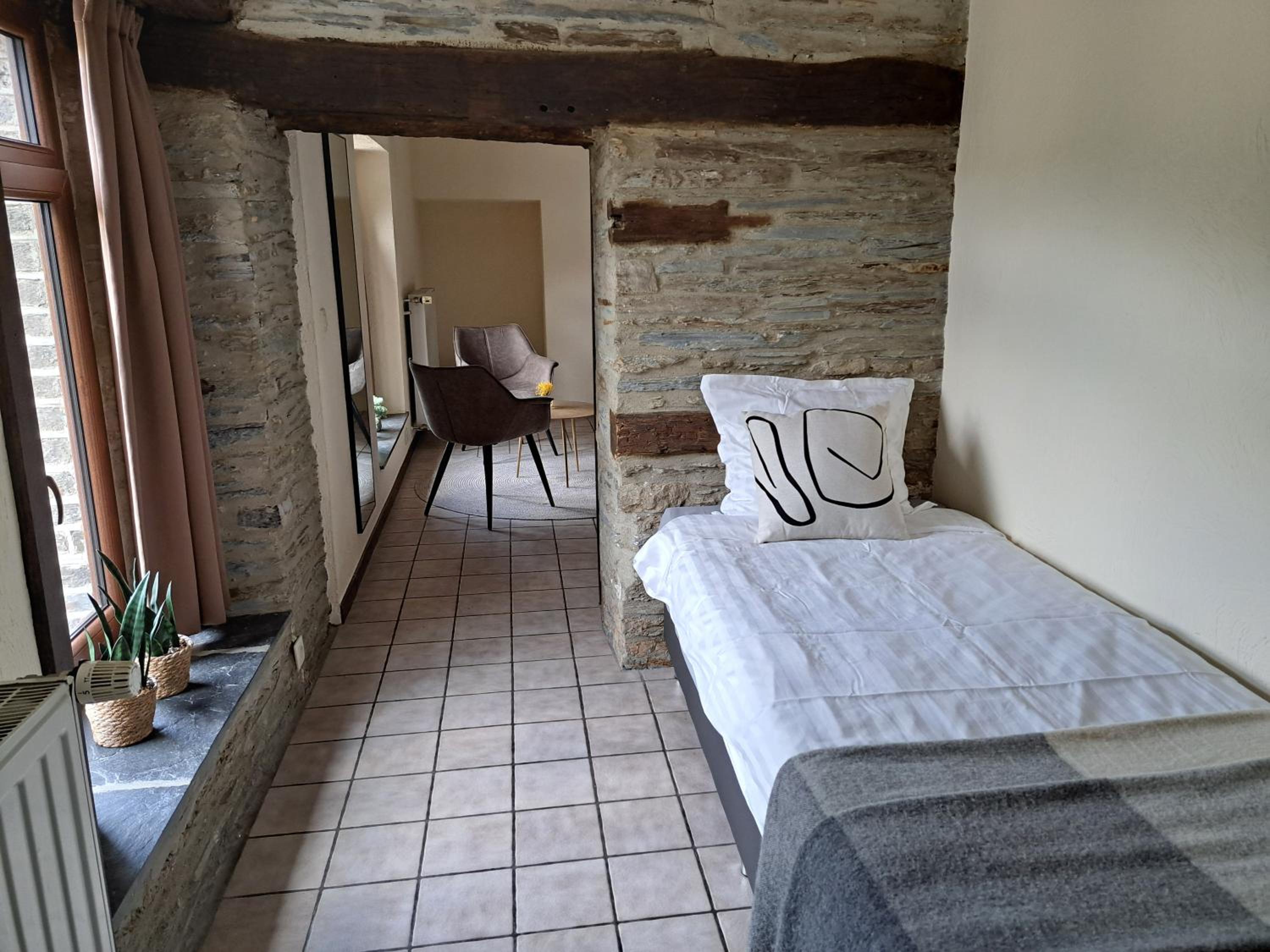 Triple Room with Bathroom photo 2