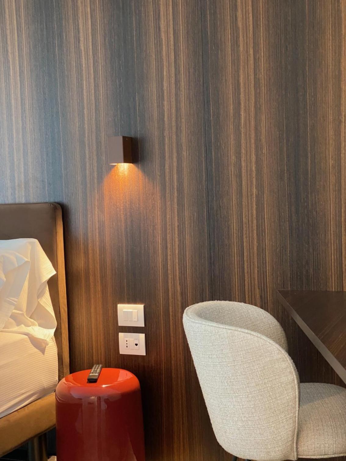 Suite with Lake View - Photo 15