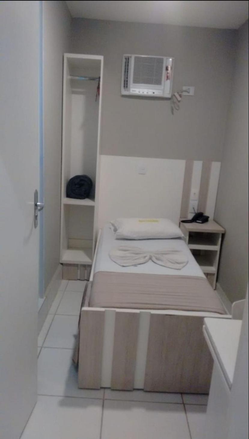 Small Single Room photo 2