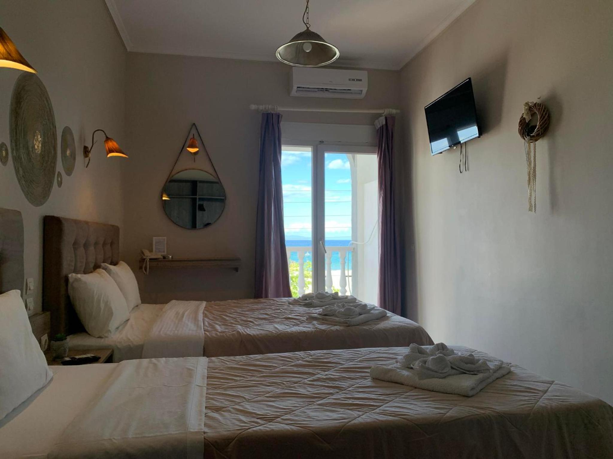 Triple Room With Sea View photo 1