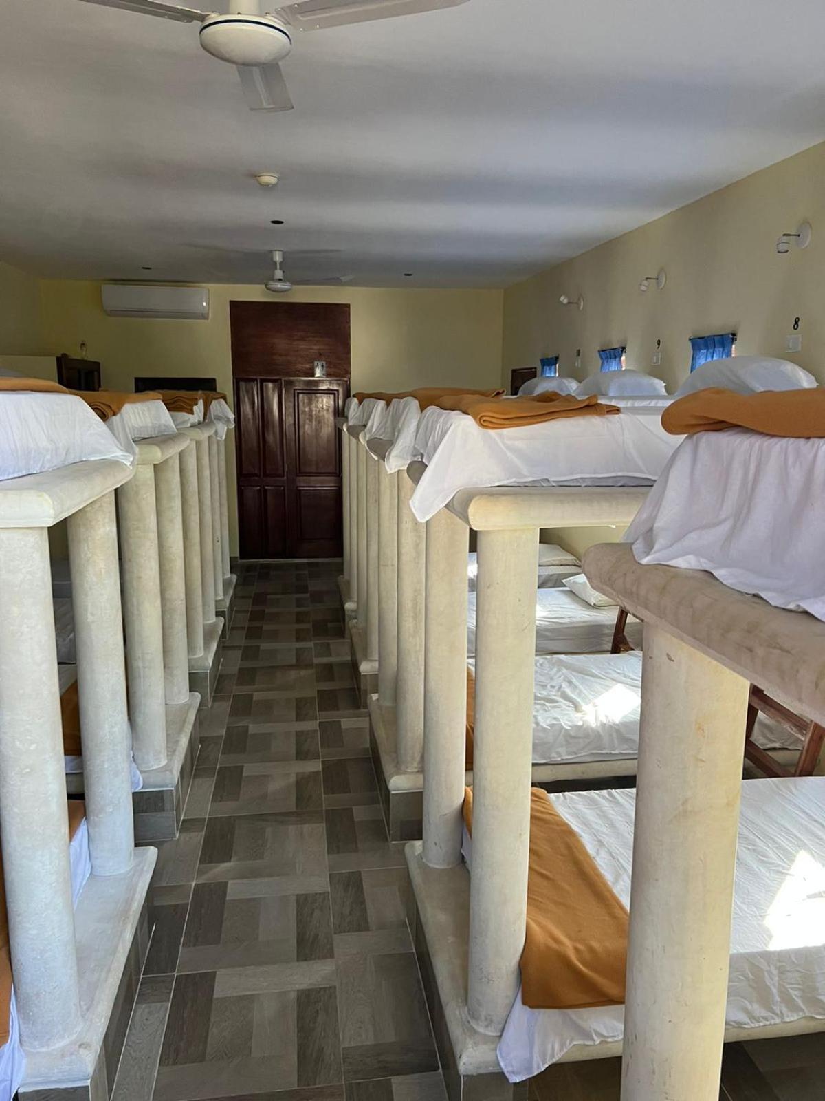 Standard Single Room With Shared Bathroom photo 1