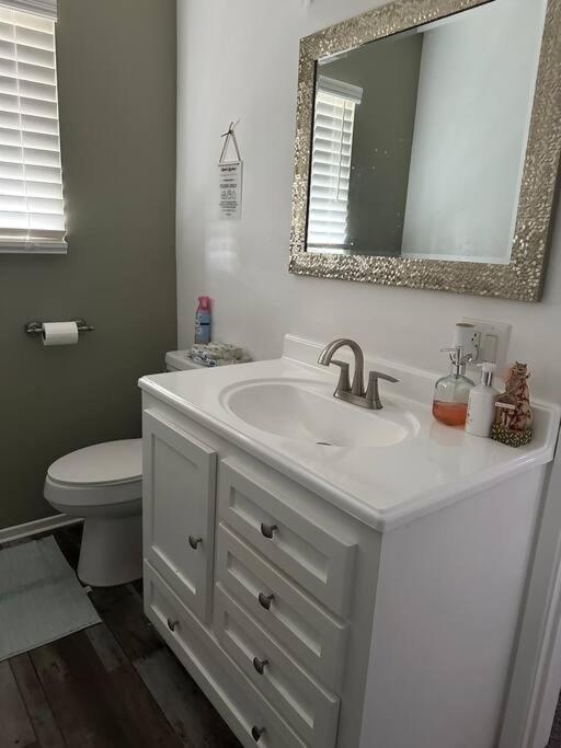 Three-Bedroom House photo 2