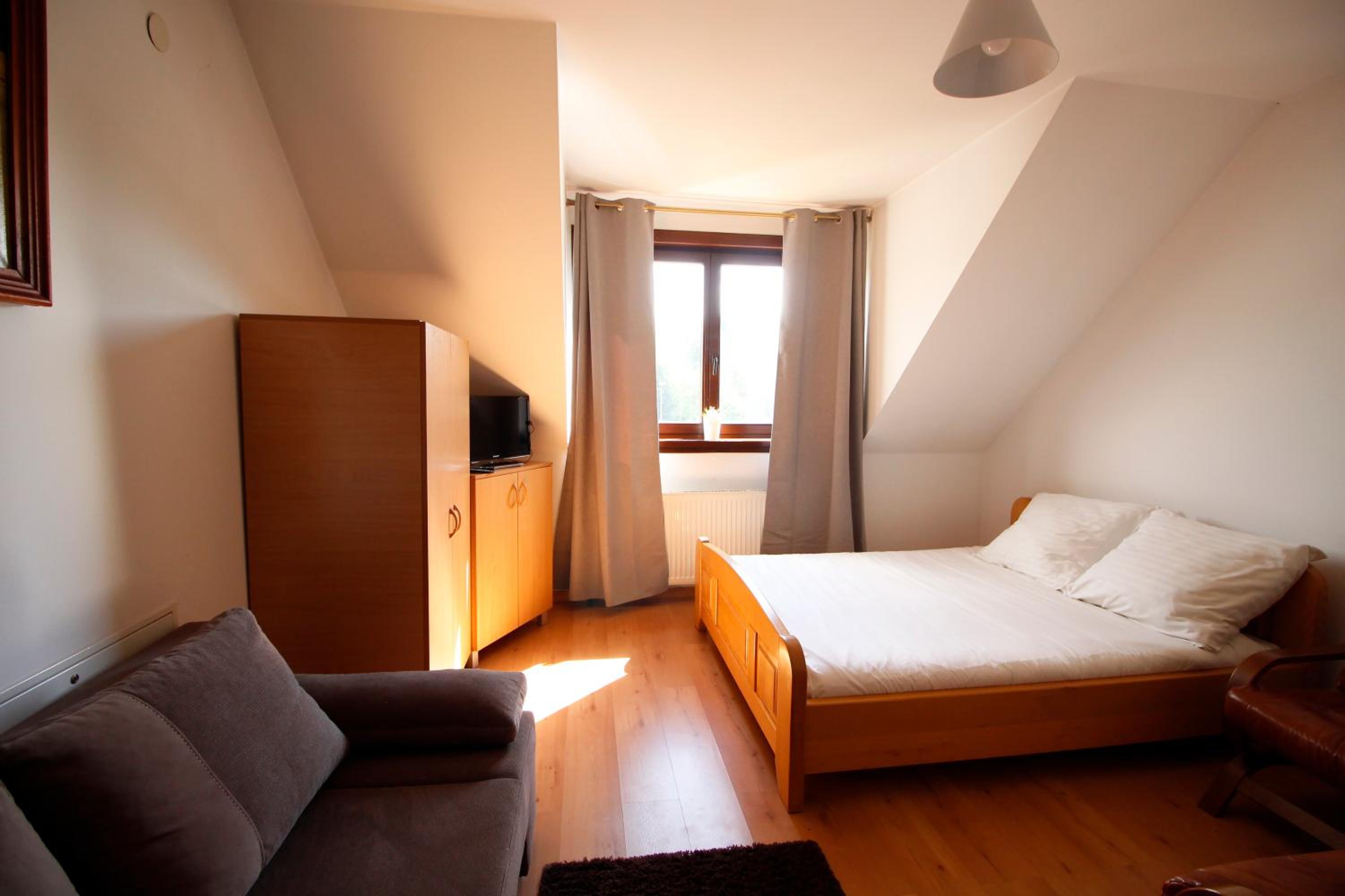 Quadruple Room - Photo 2