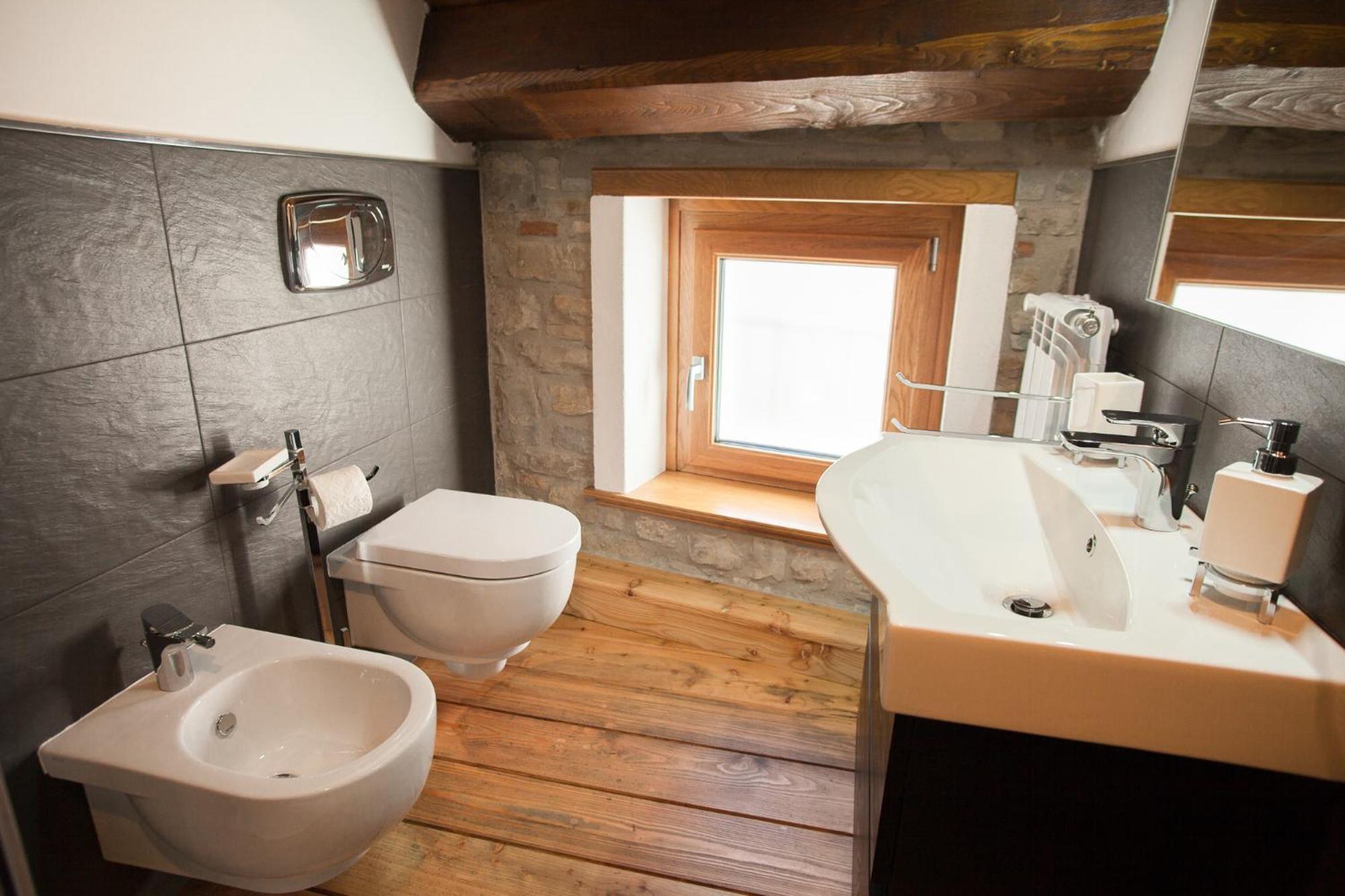 Double Room with Private Bathroom photo 2