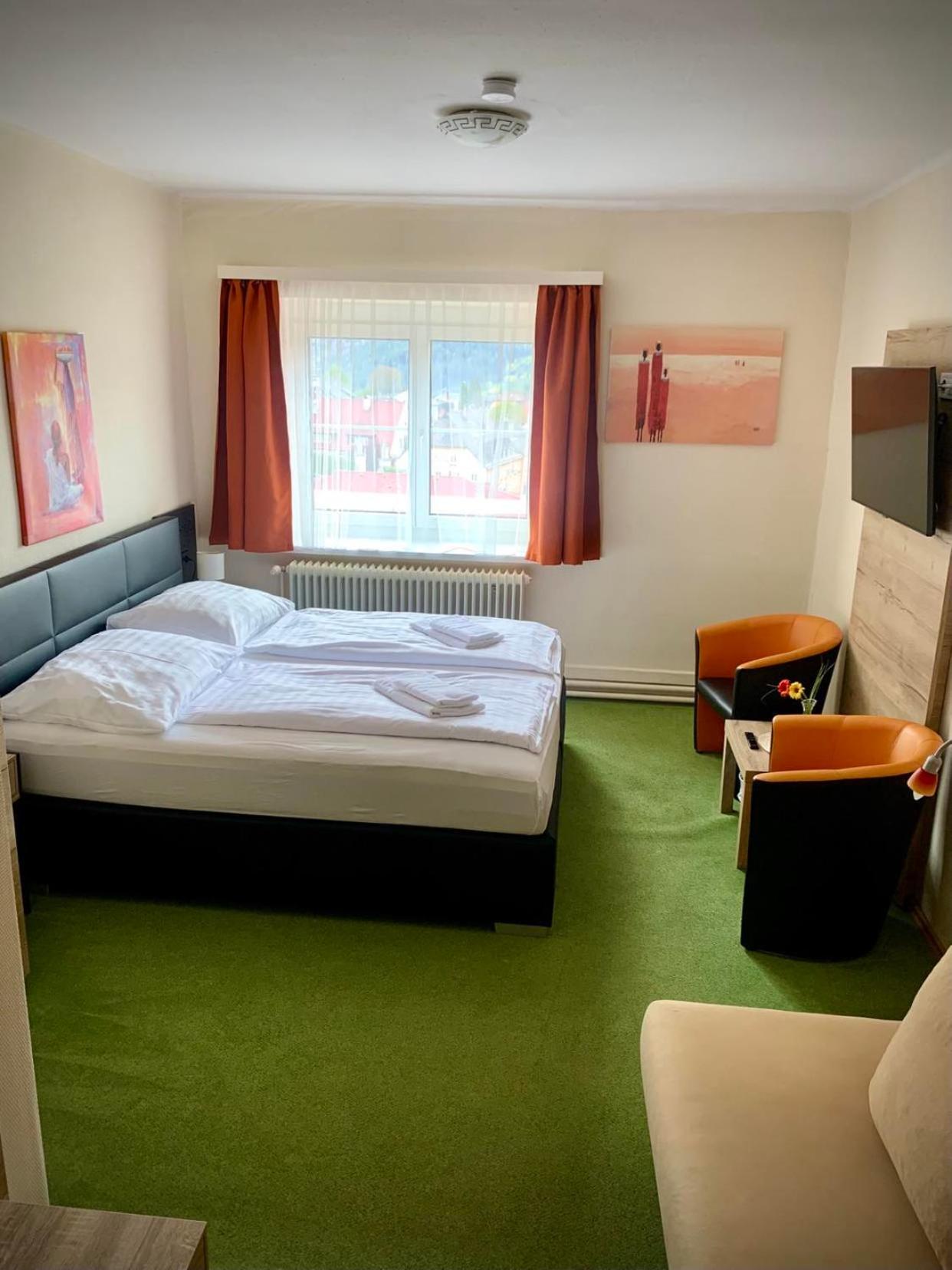 Classic Double Room with City View - Photo 1