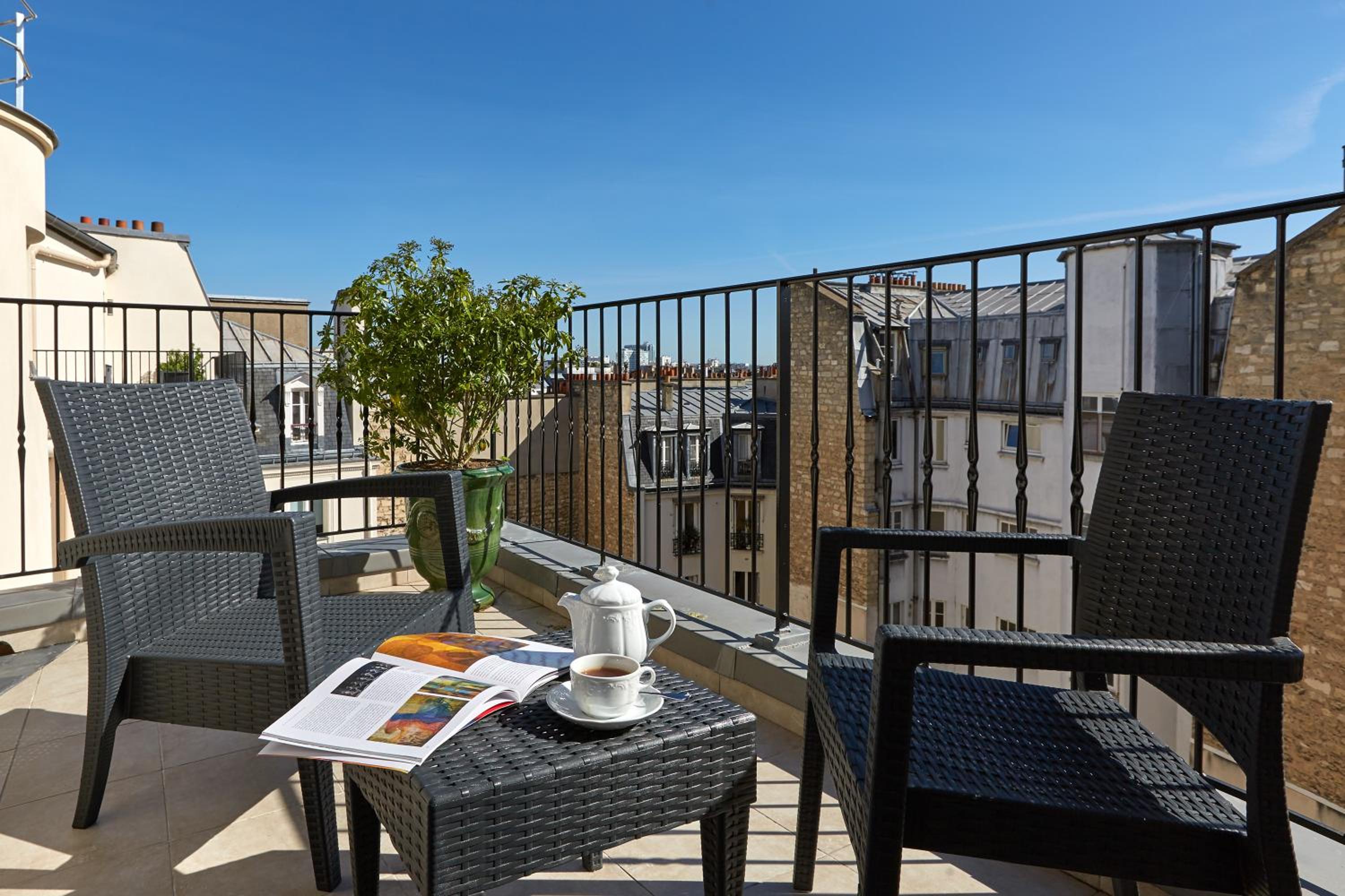 Deluxe Double Room with Terrace