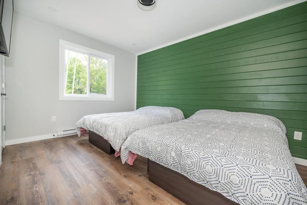 Three-Bedroom Chalet photo 2