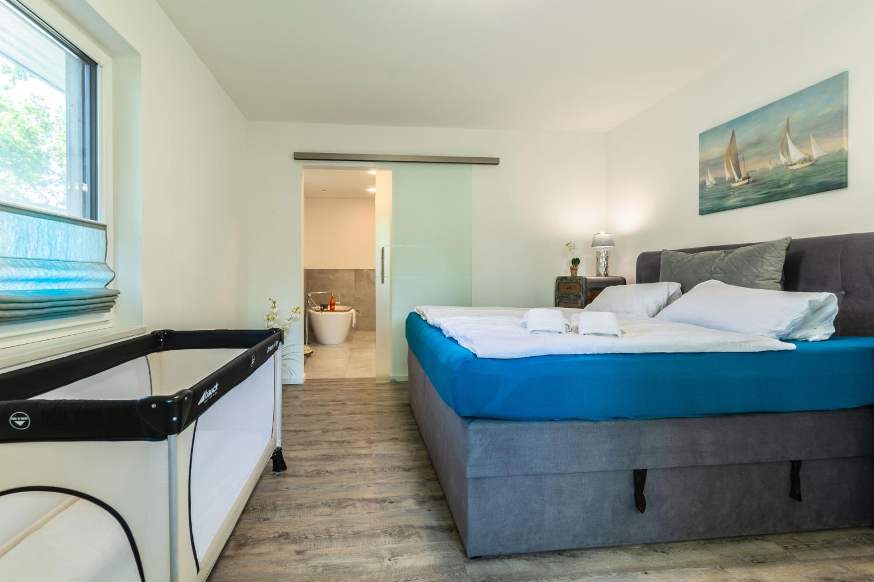 Three-Bedroom Villa photo 1