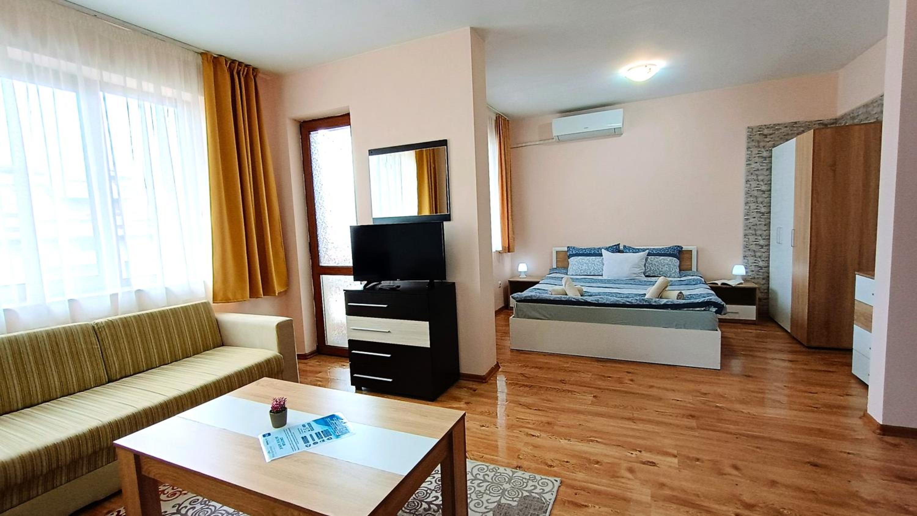 Studio with Sofa Bed photo 2