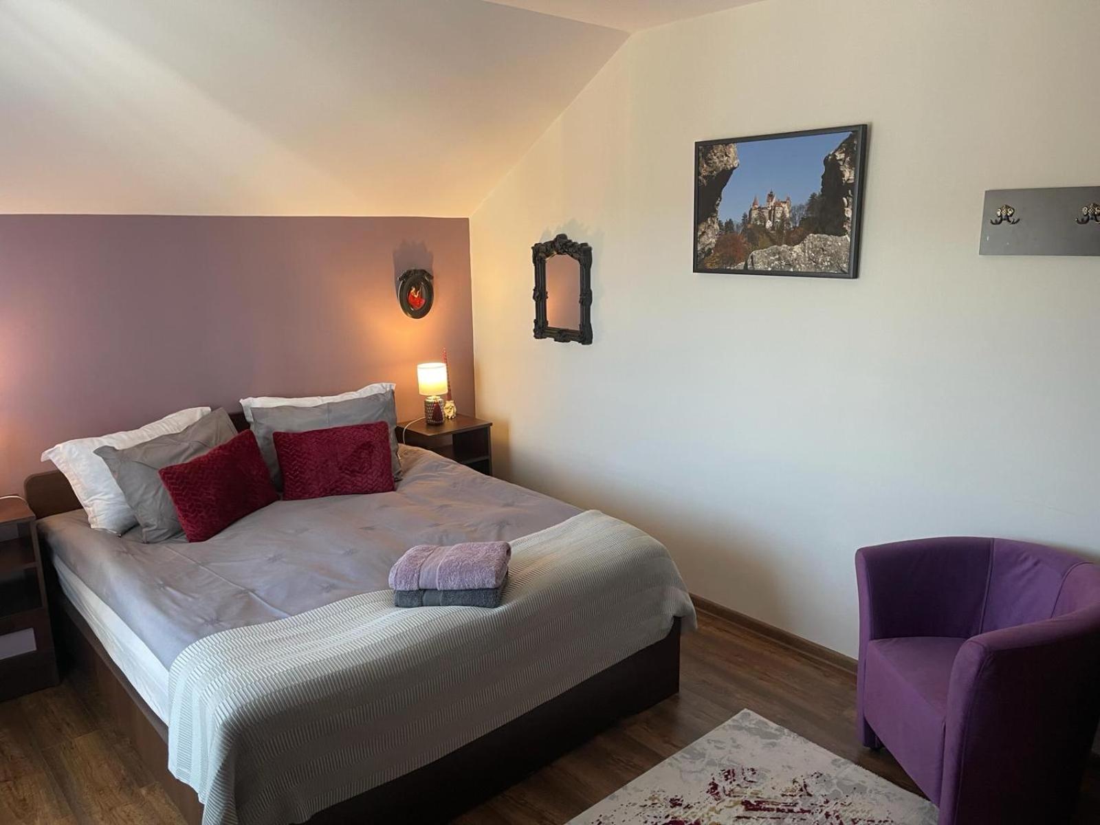 Double Room with Mountain View - Photo 1