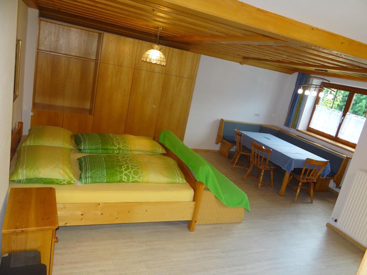 Two-Bedroom Apartment with Balcony photo 3