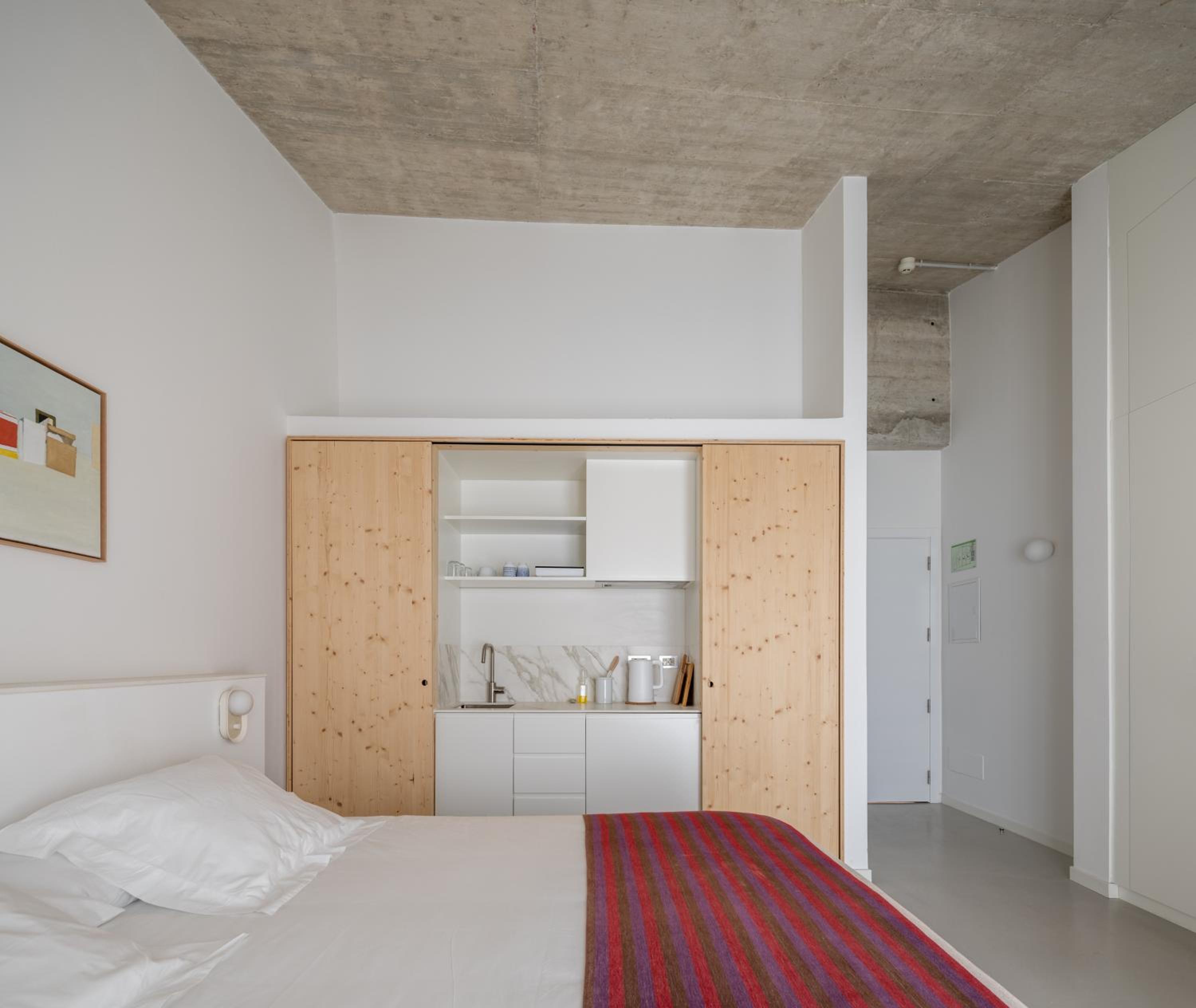 Superior Double Room - Photo 3
