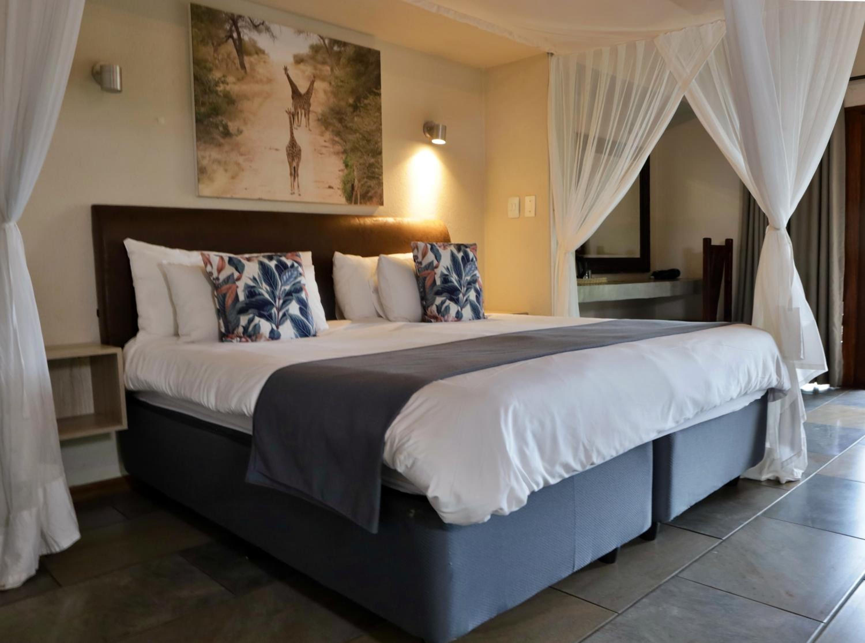 Deluxe Double or Twin Room with Garden View photo 2