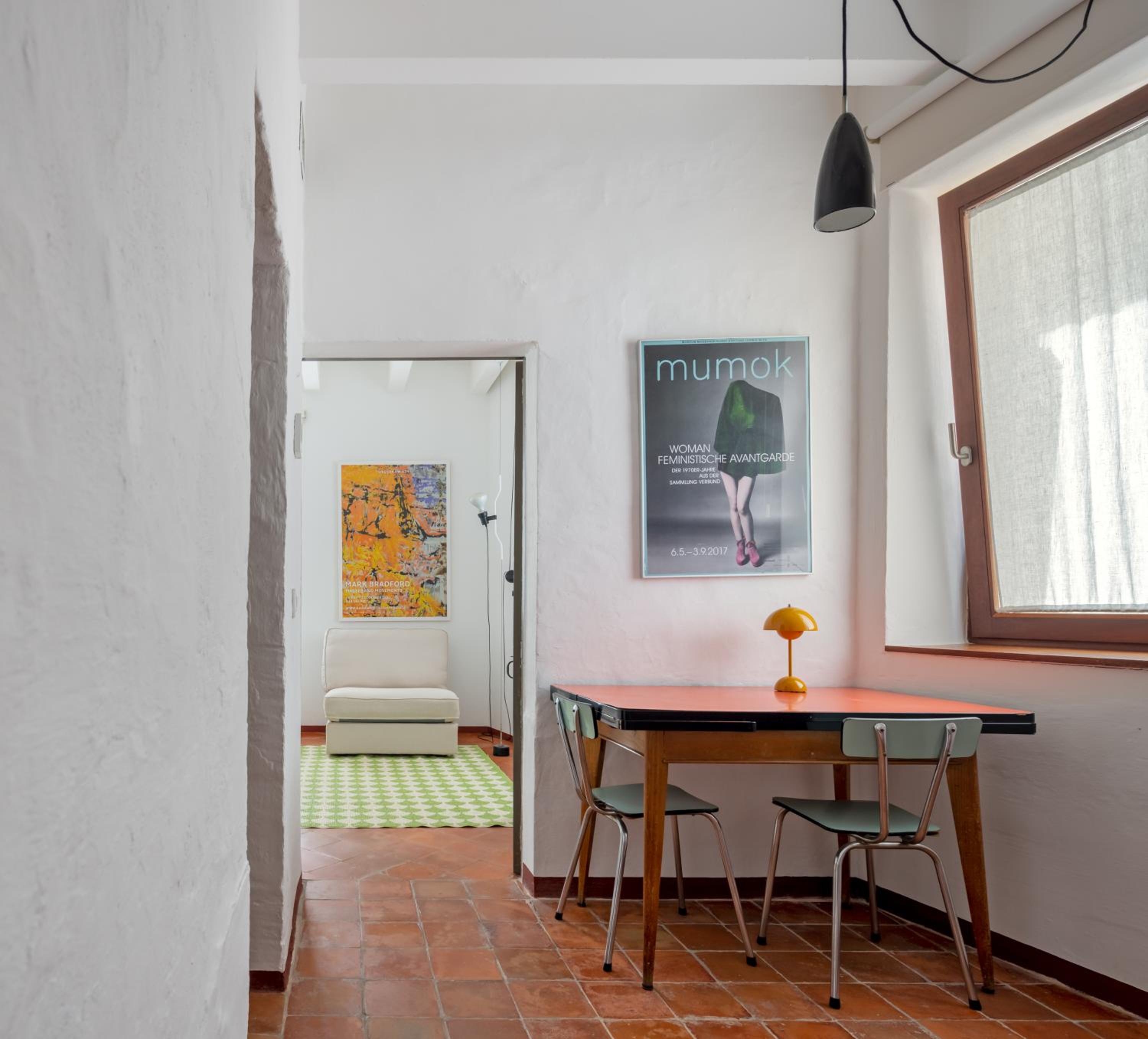 Two-Bedroom Apartment - Photo 3