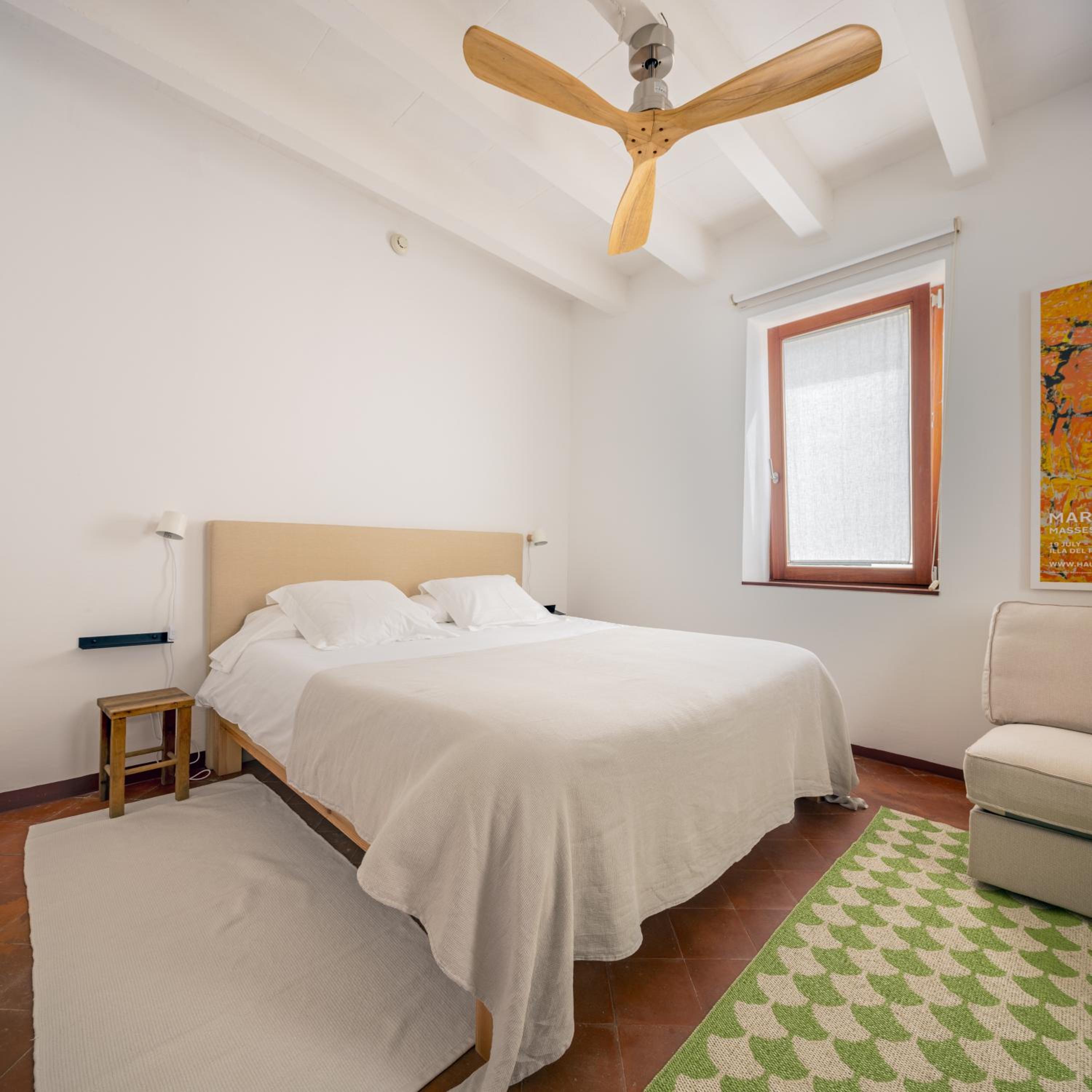 Two-Bedroom Apartment - Photo 4