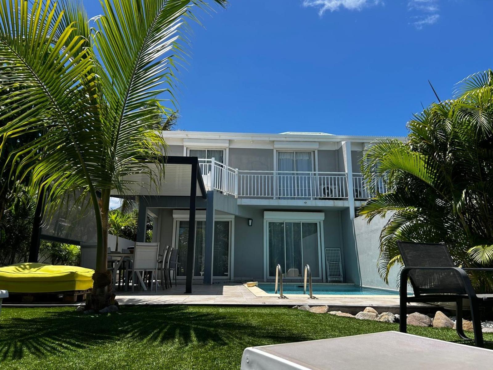 Three-Bedroom Villa photo 1