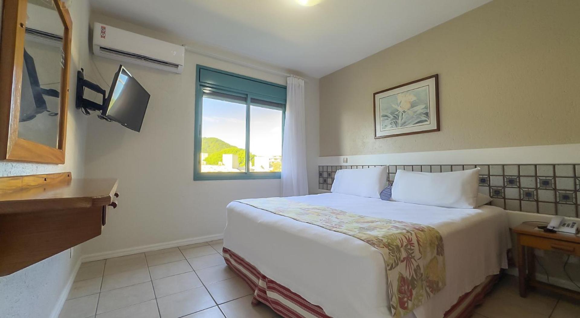 One- Superior Bedroom Apartment