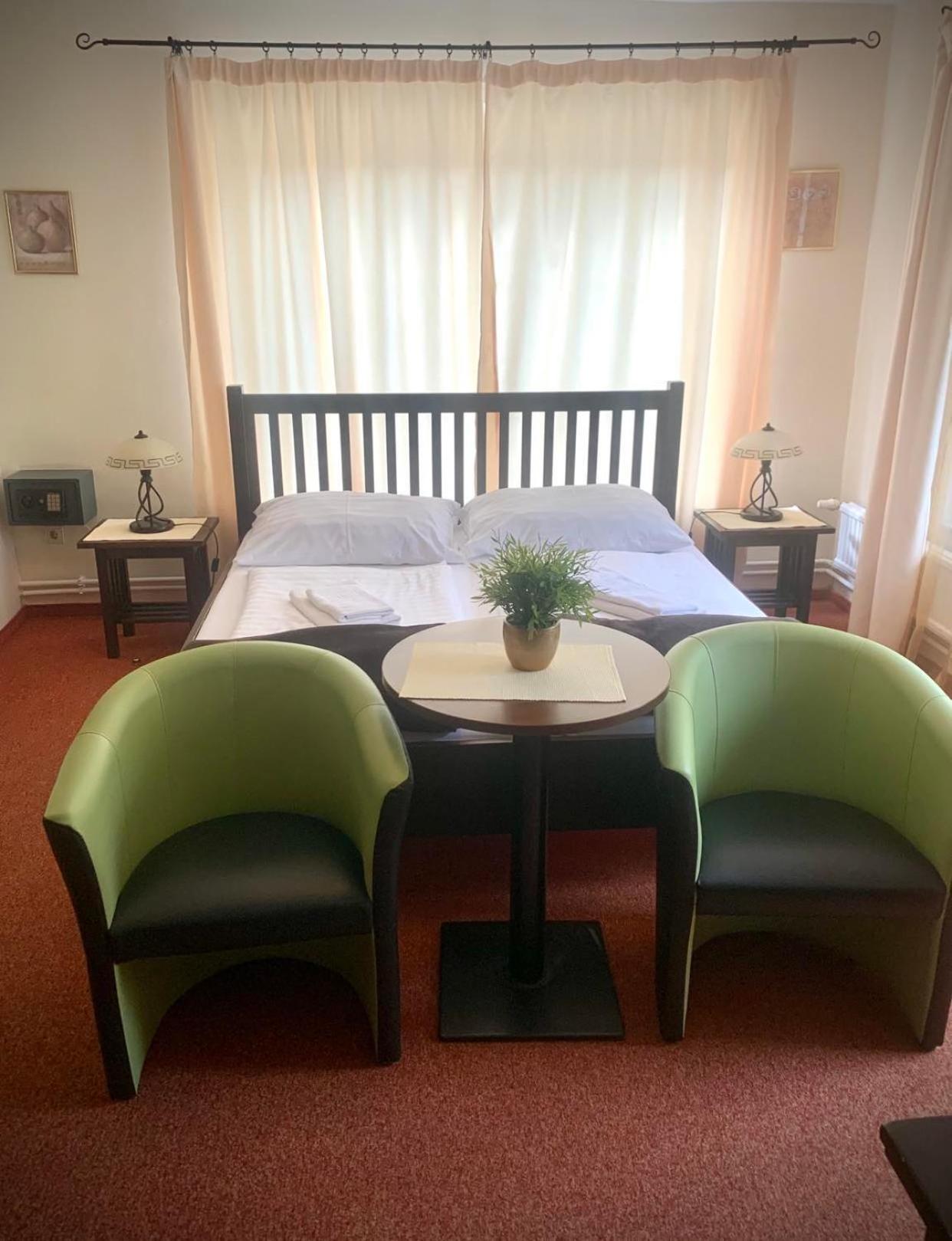 Superior Double Room - Photo 1