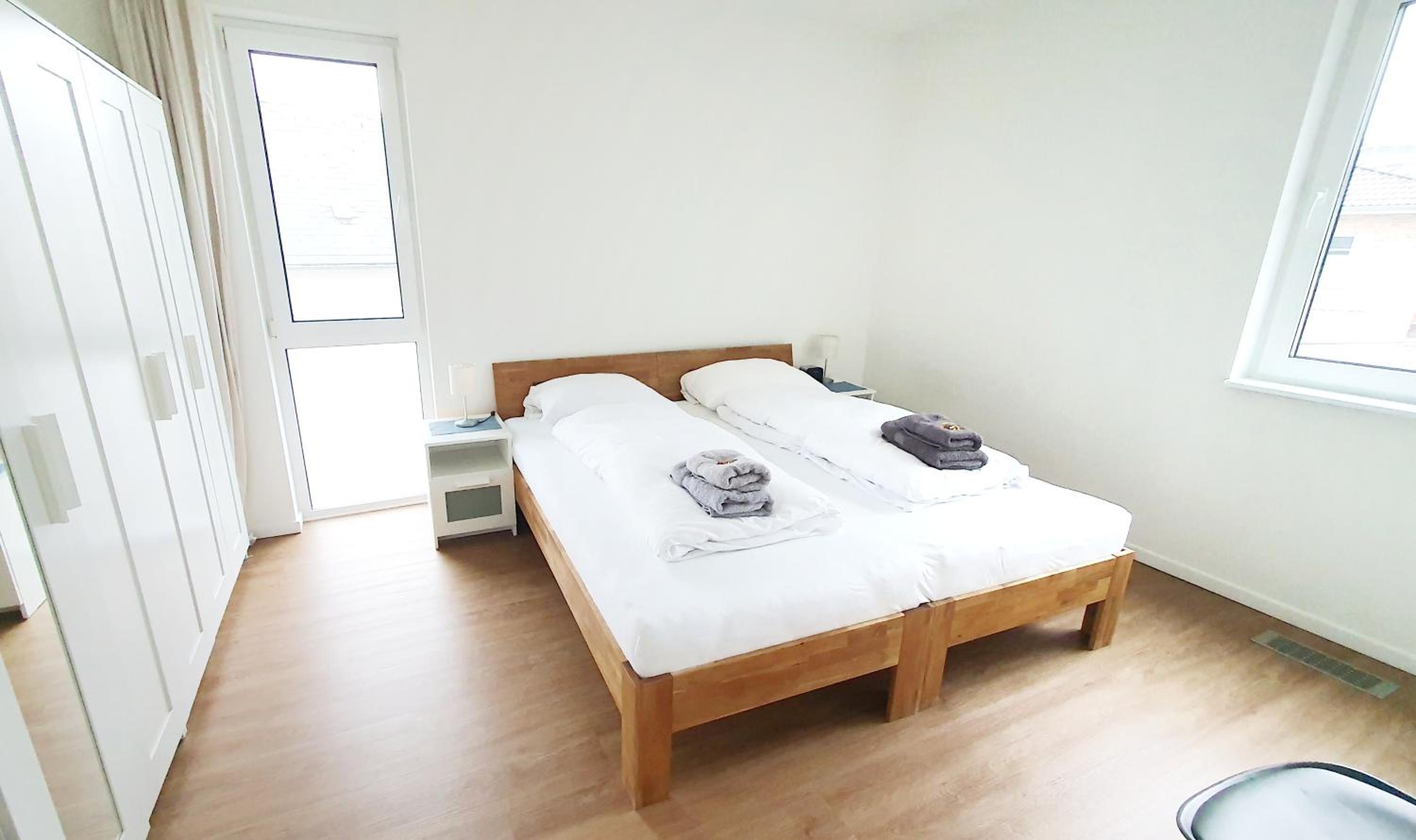 One-Bedroom Apartment photo 2