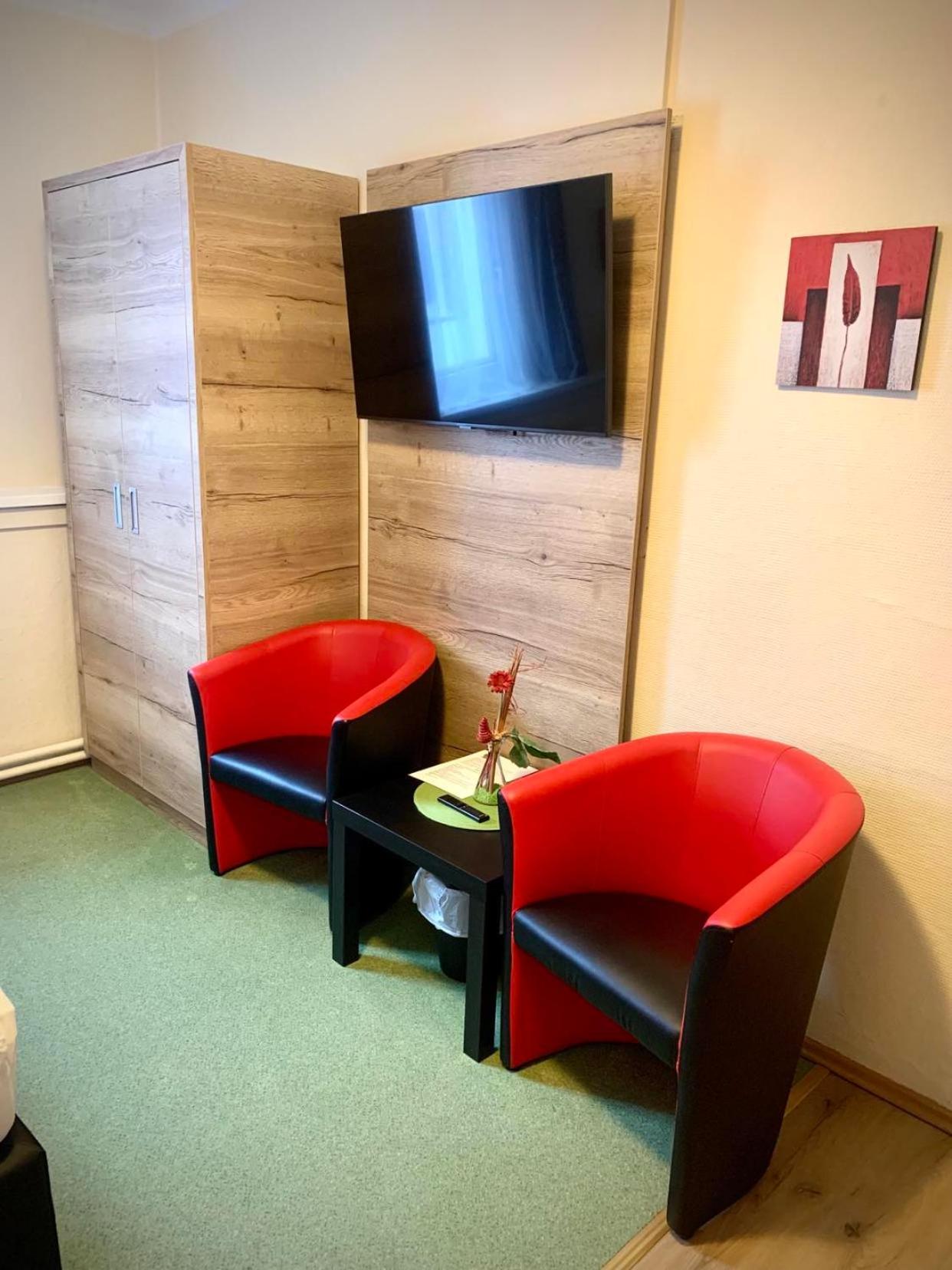 Standard Double Room - Photo 3