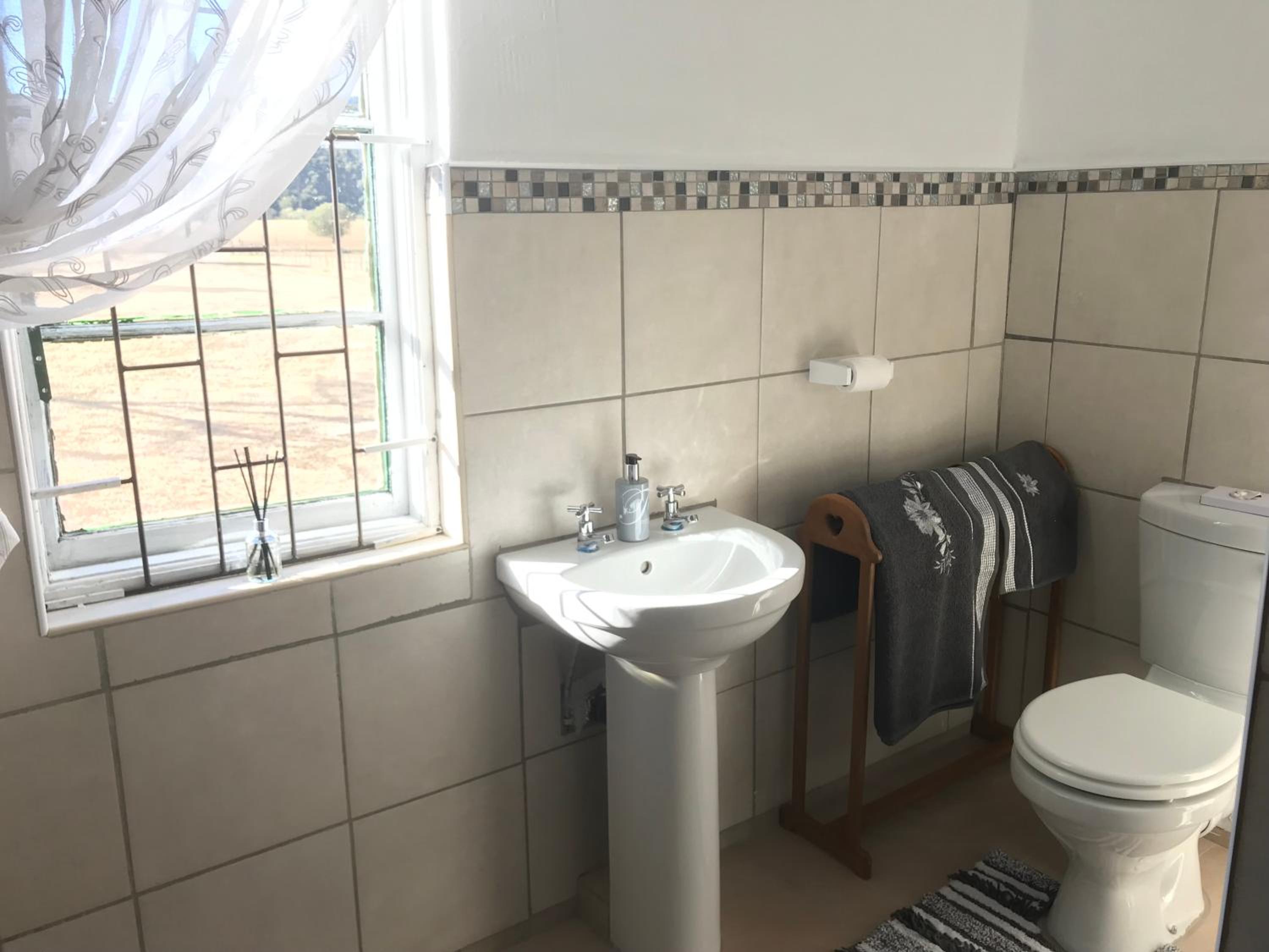 Double Room with Private Bathroom photo 3