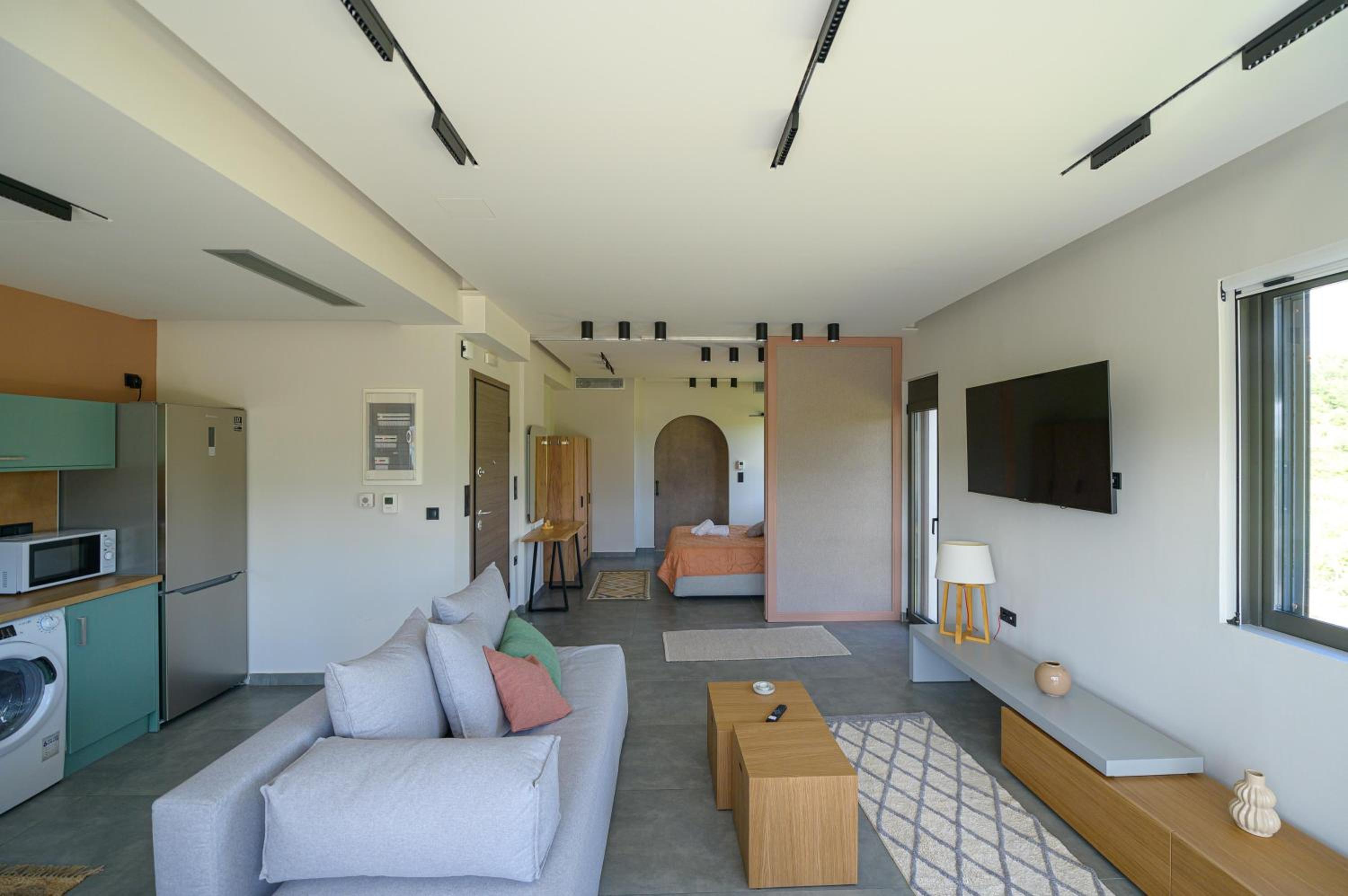 Studio Apartment