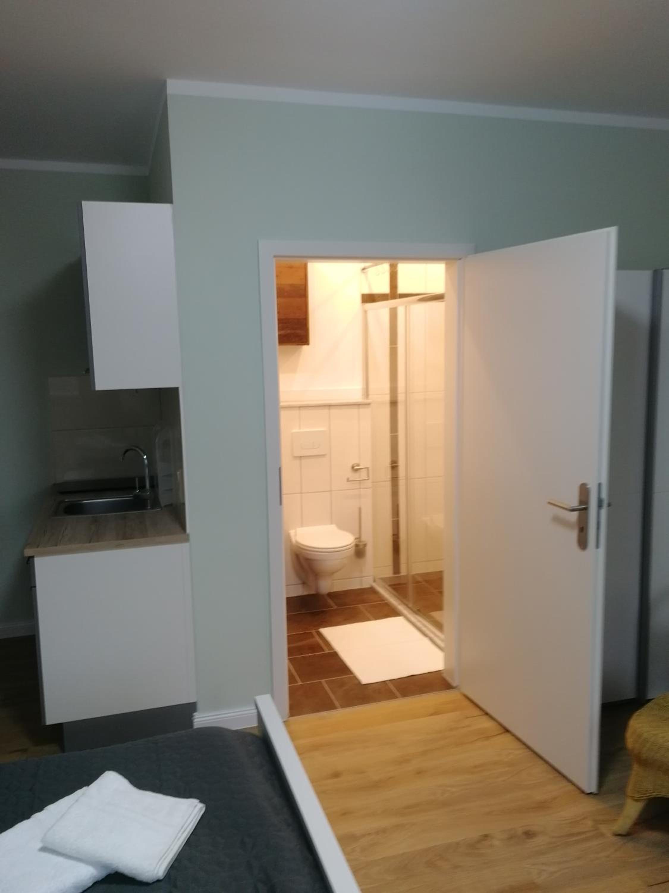 Apartment - Ground Floor photo 2
