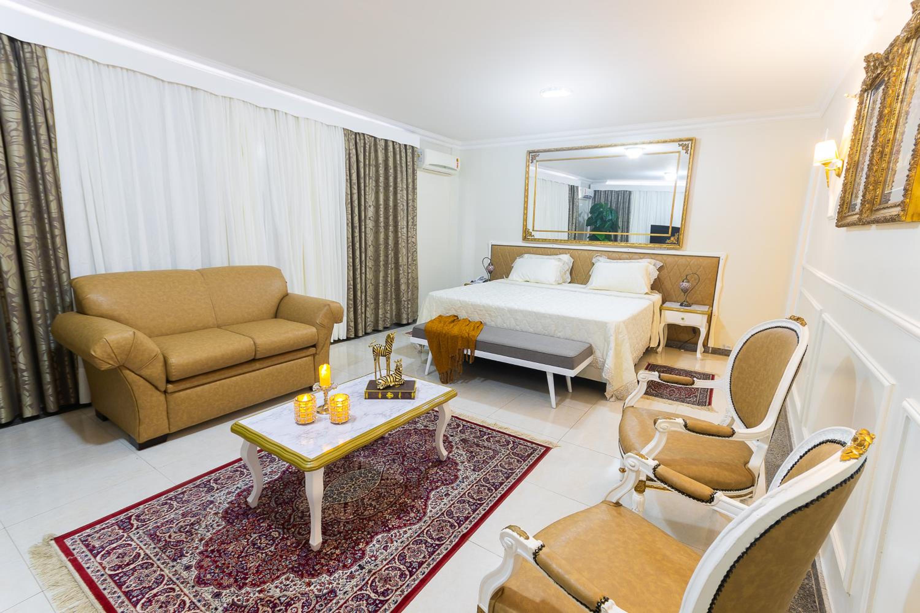 Presidential Suite photo 1