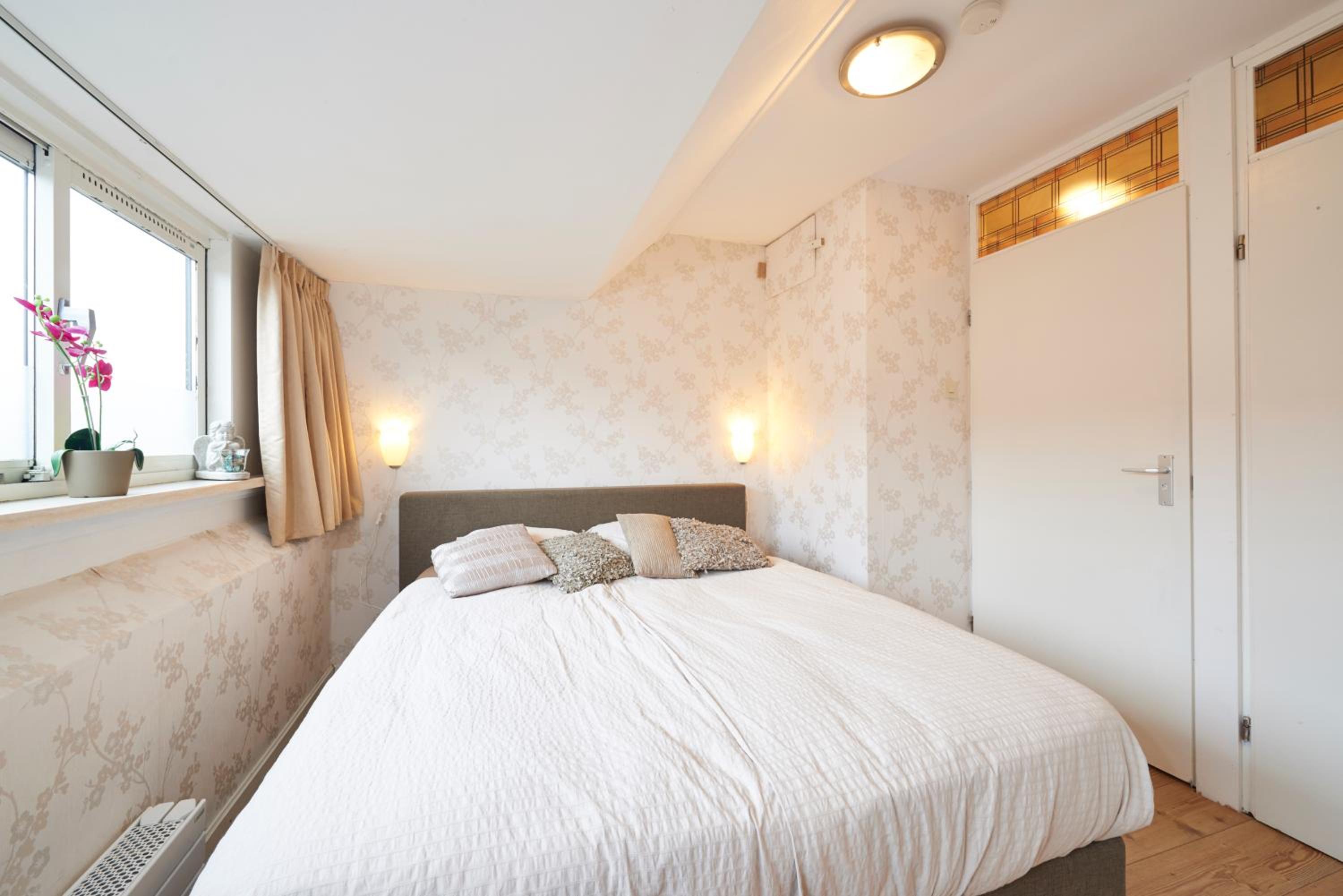 Small Double/Twin Room photo 1