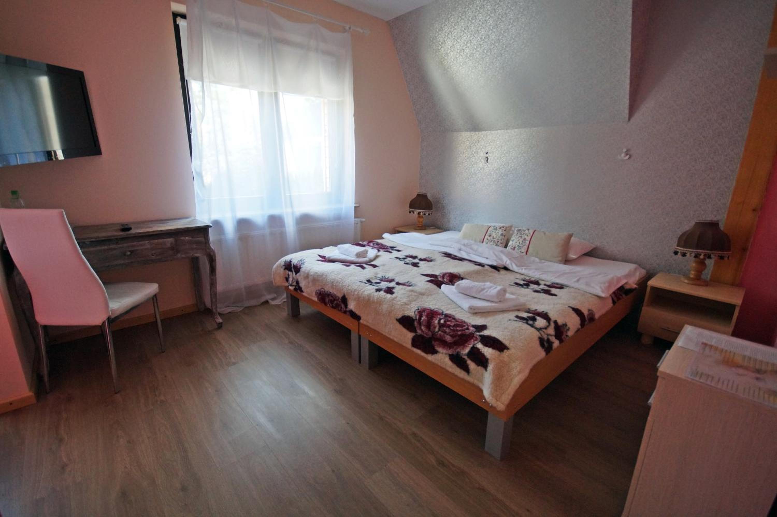 Triple Room - Photo 1