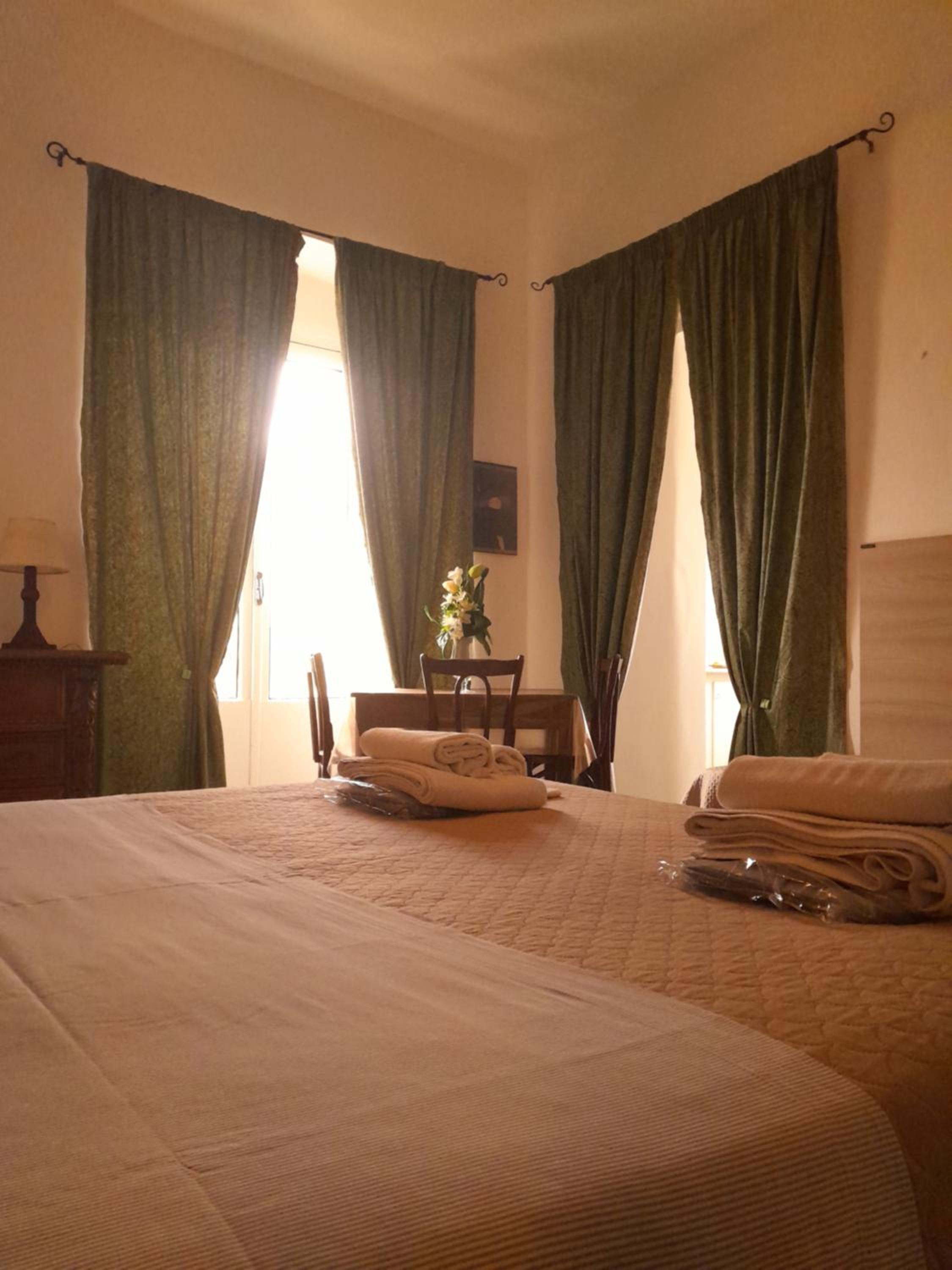 Classic Triple Room photo 1