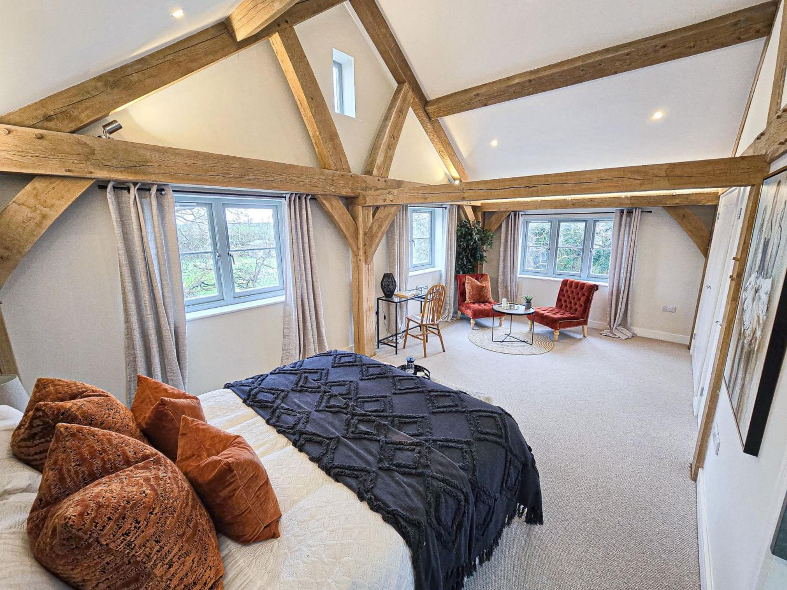 Four-Bedroom House photo 1