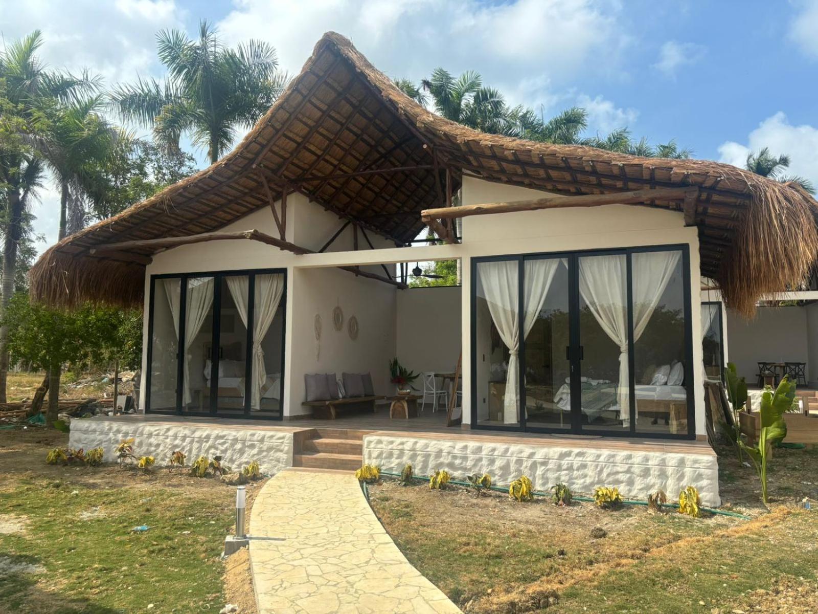 Twin Room with Private Bathroom