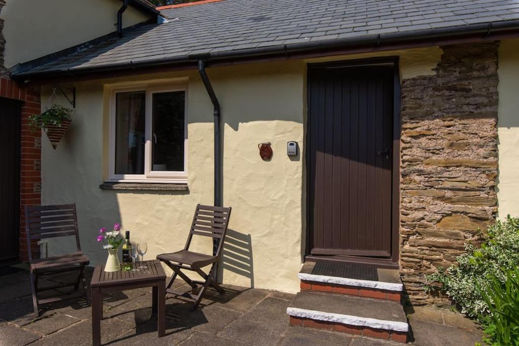 Two-Bedroom House photo 2