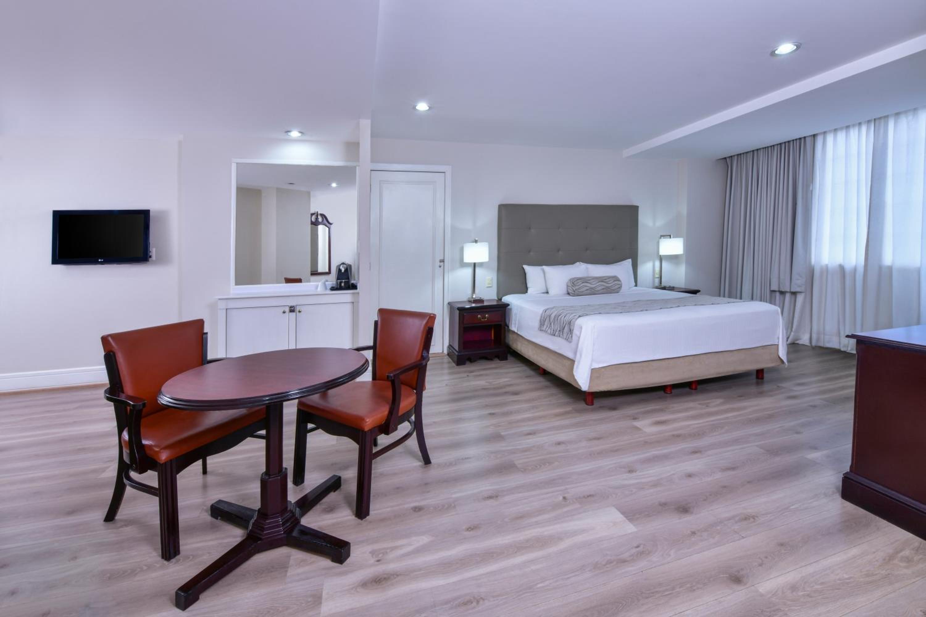 Junior Suite - Photo 4