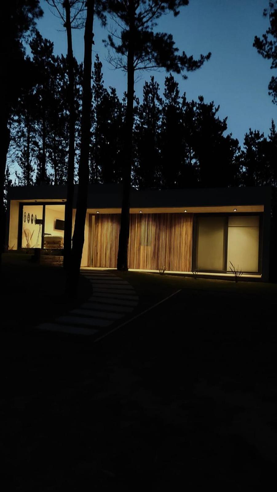 Three-Bedroom House photo 3