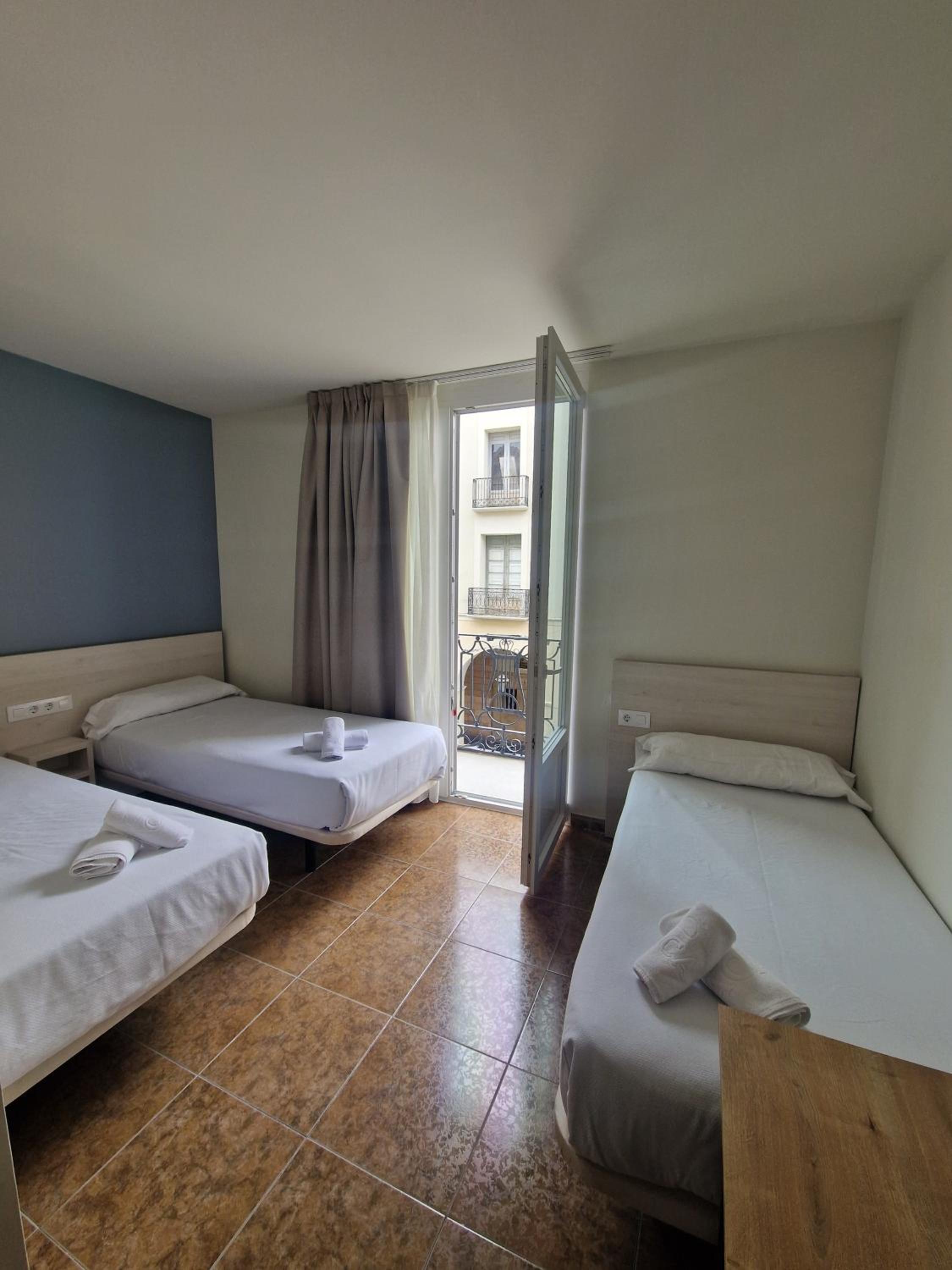 Triple Room - Photo 1