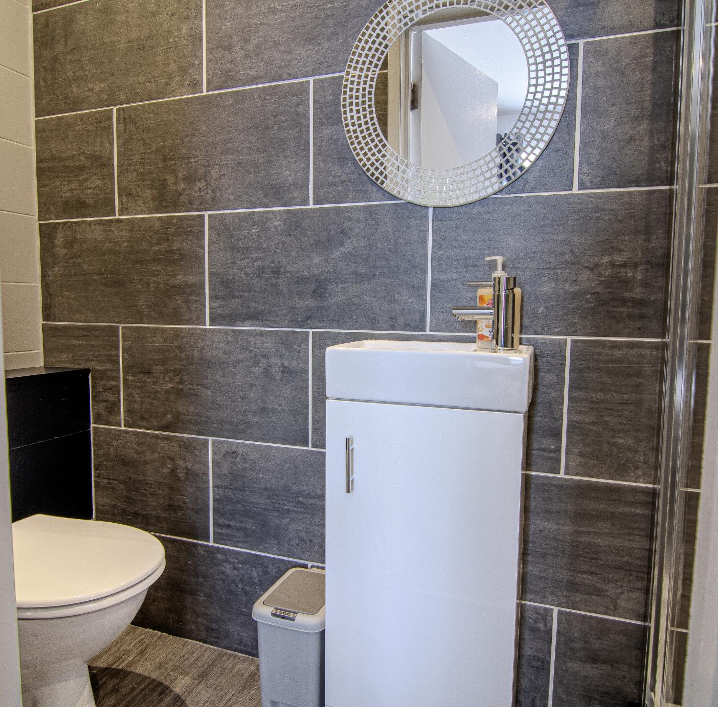 Deluxe Double Room with Shower photo 2