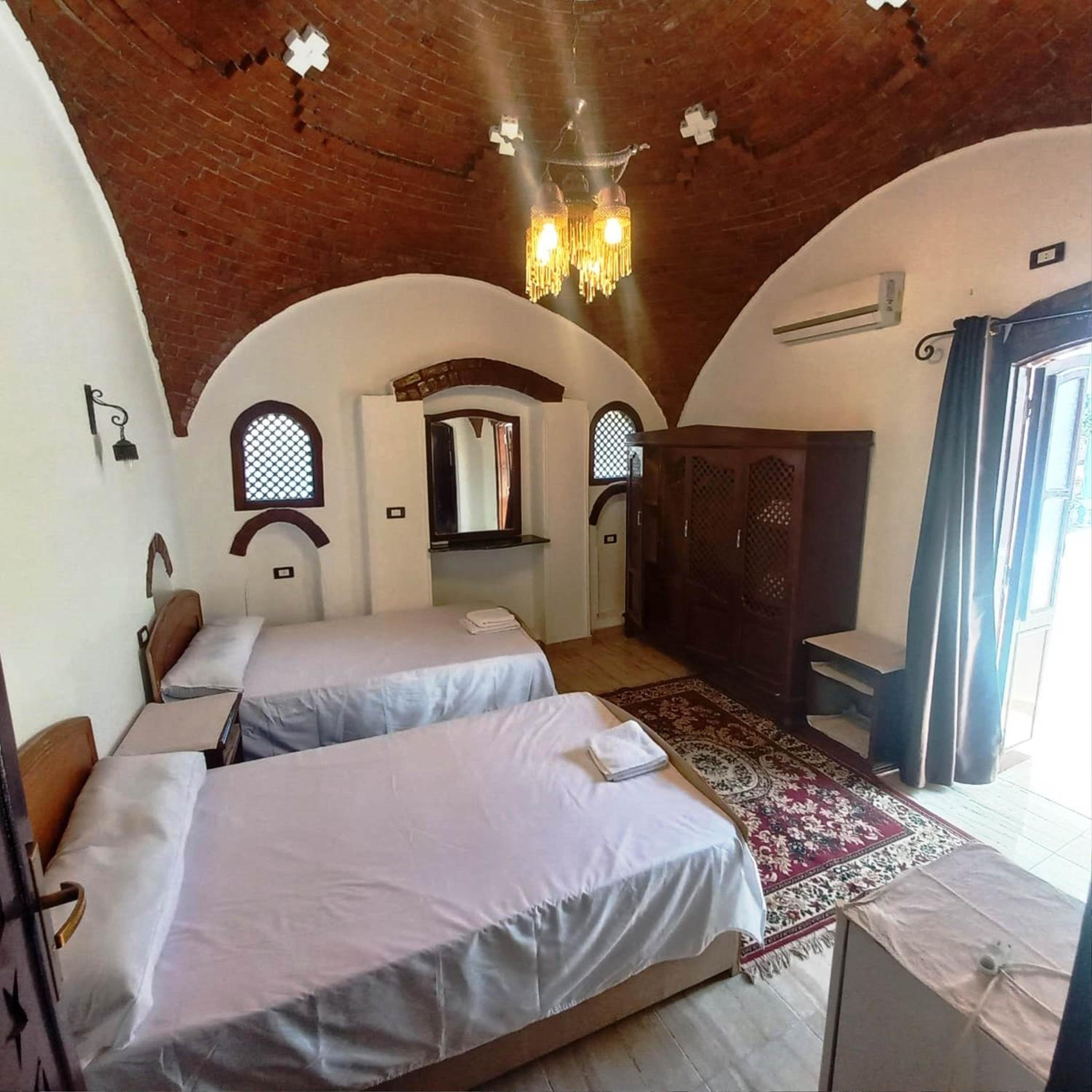 Deluxe Double Room - Photo 7