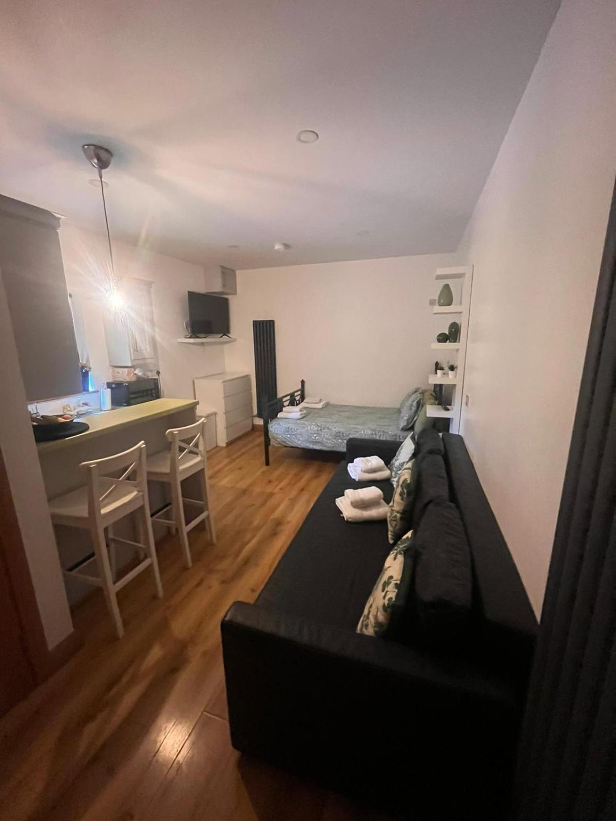 Family Room with Private Bathroom - Photo 1