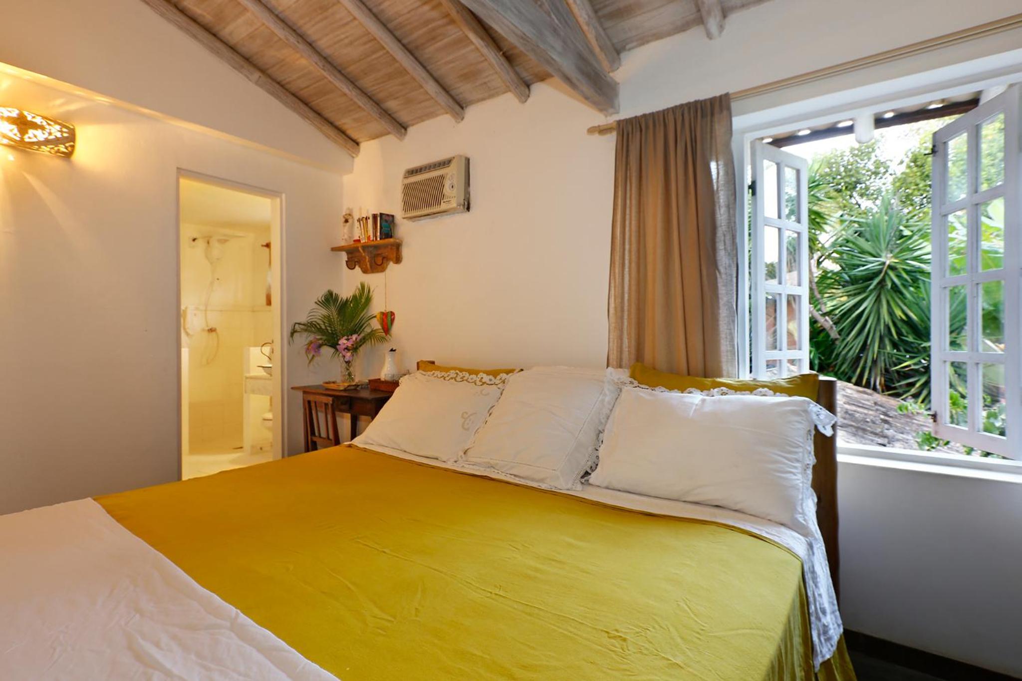 Three-Bedroom House photo 2