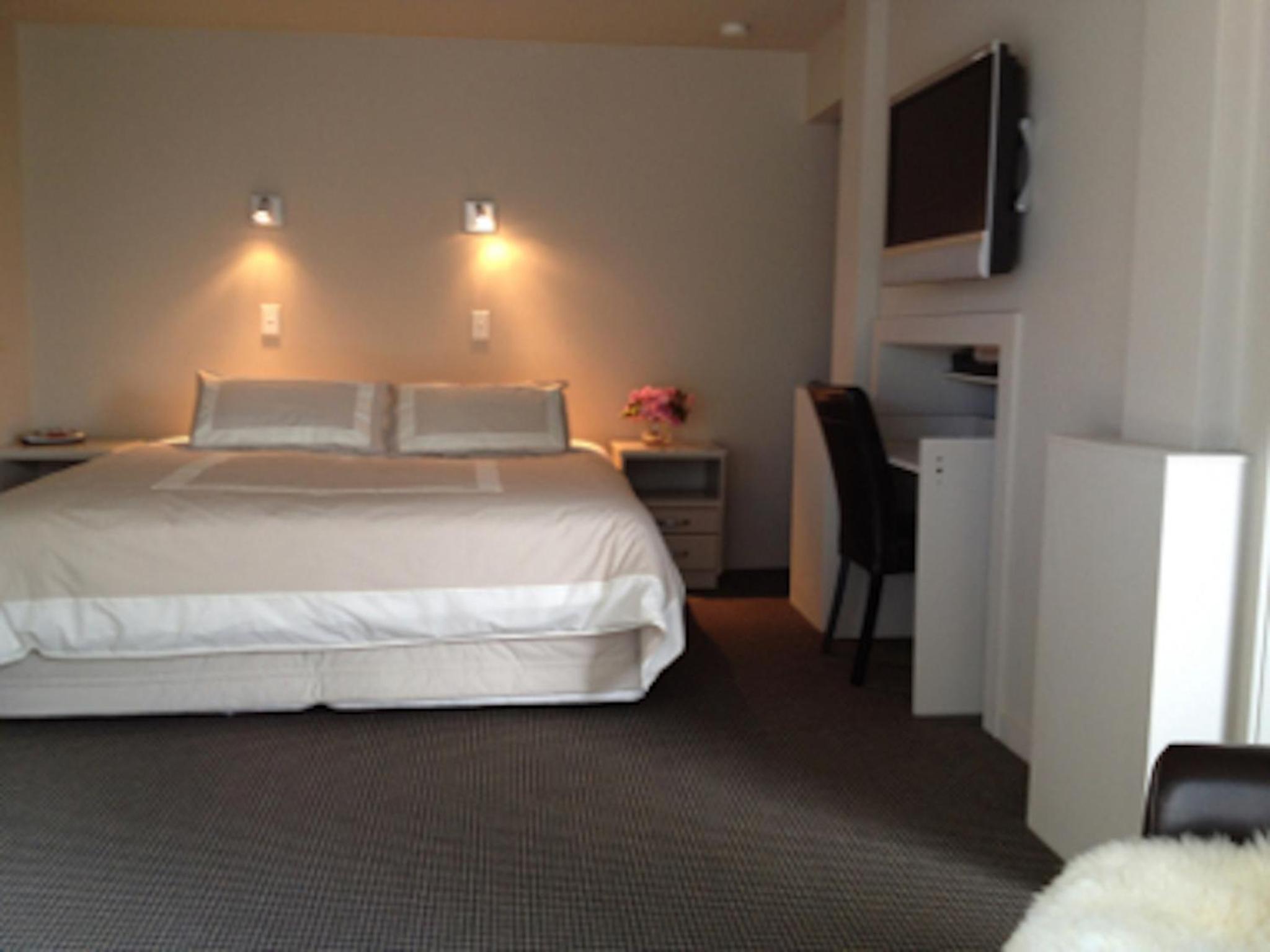 Studio Apartment photo 1